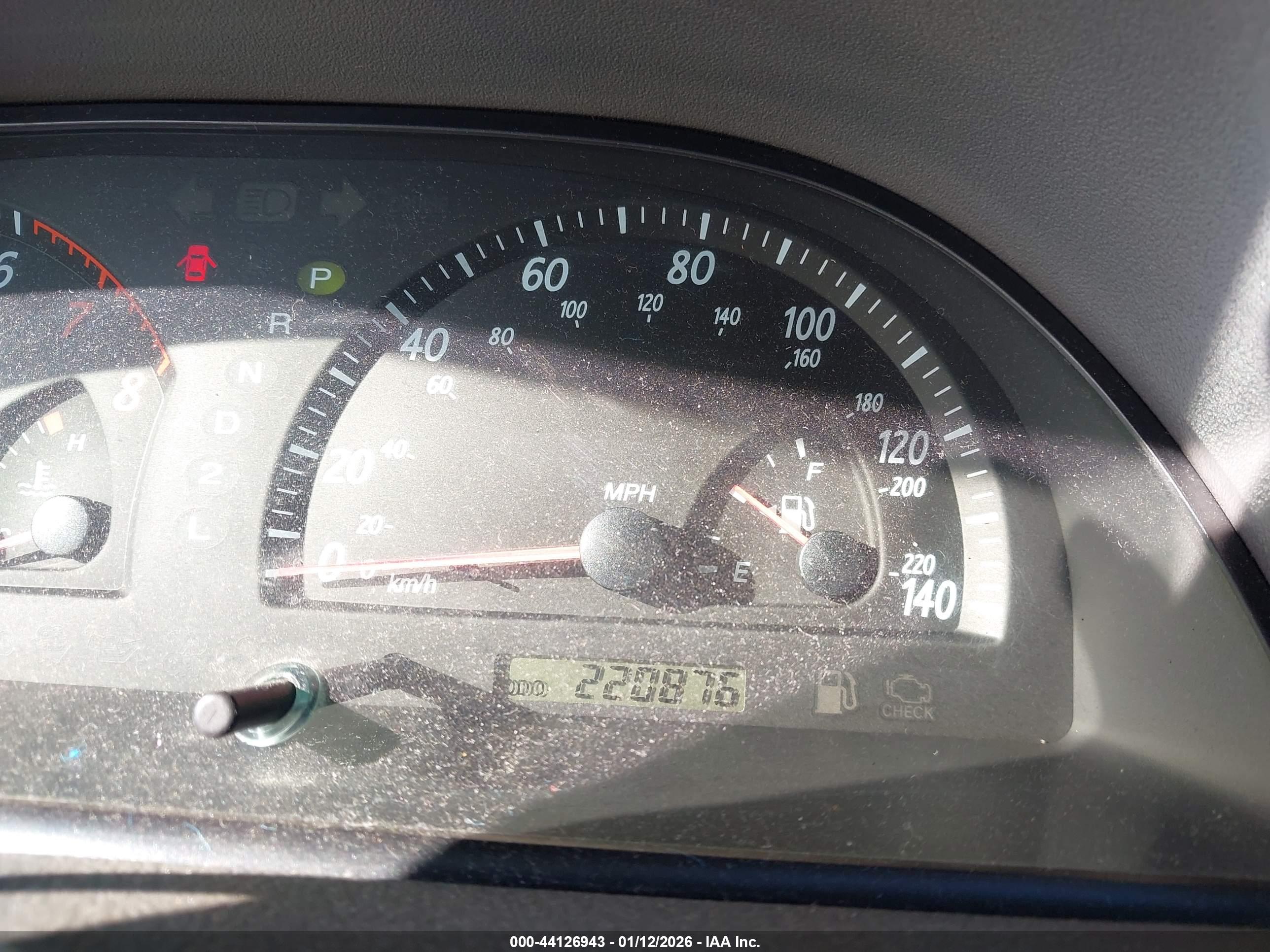 TOYOTA CAMRY image 7