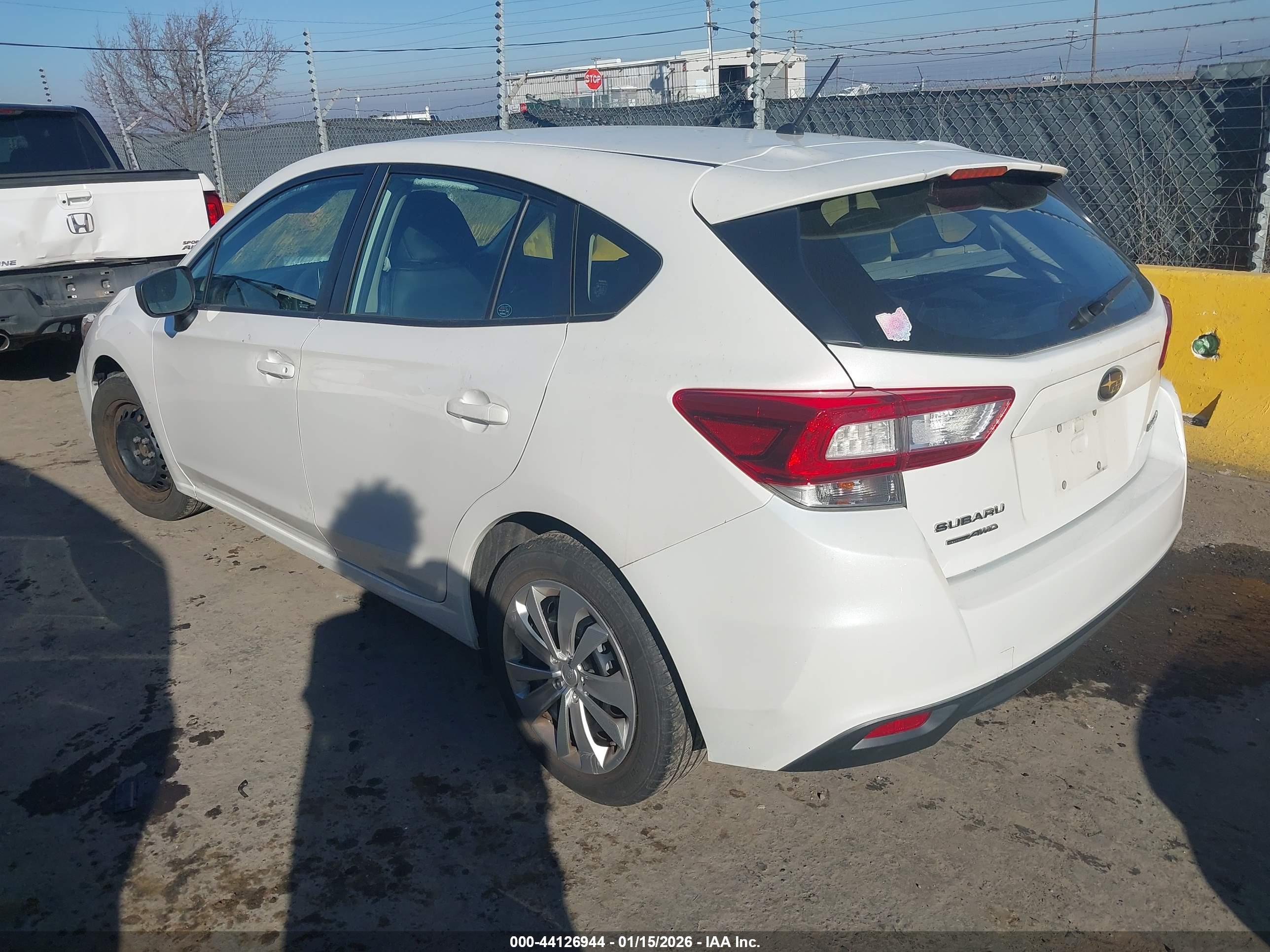 SUBARU IMPREZA image 3