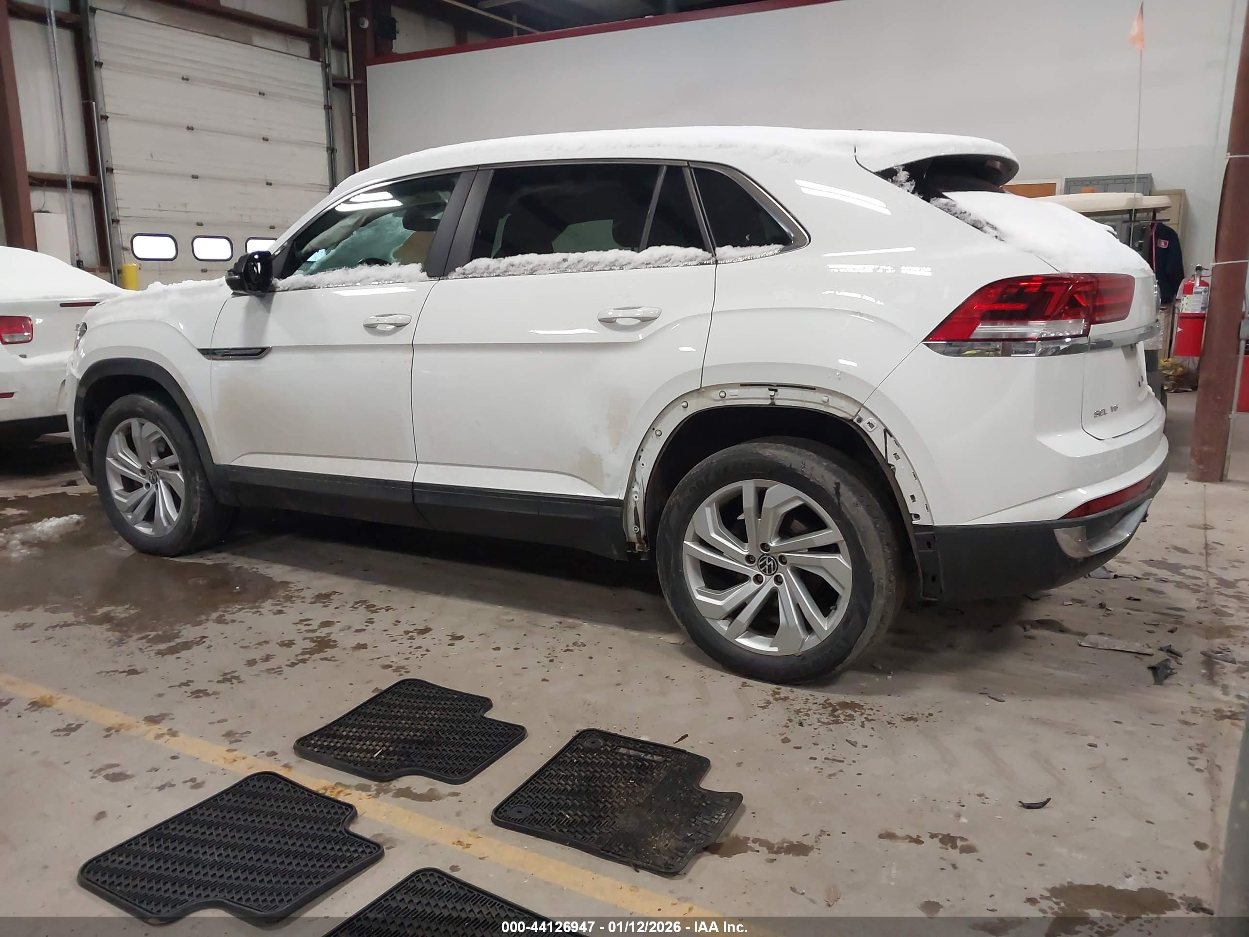 VOLKSWAGEN ATLAS image 3