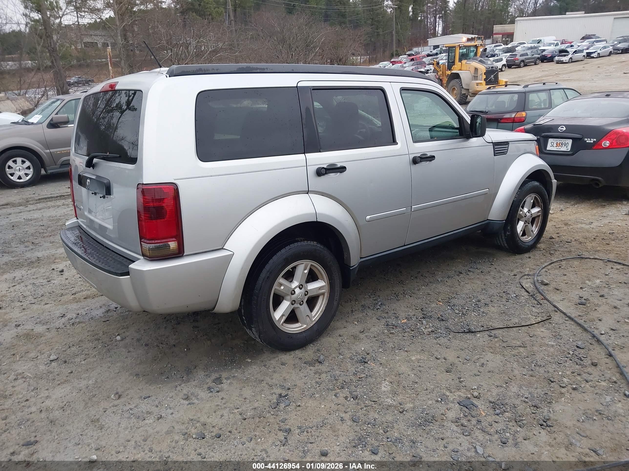 DODGE NITRO image 4