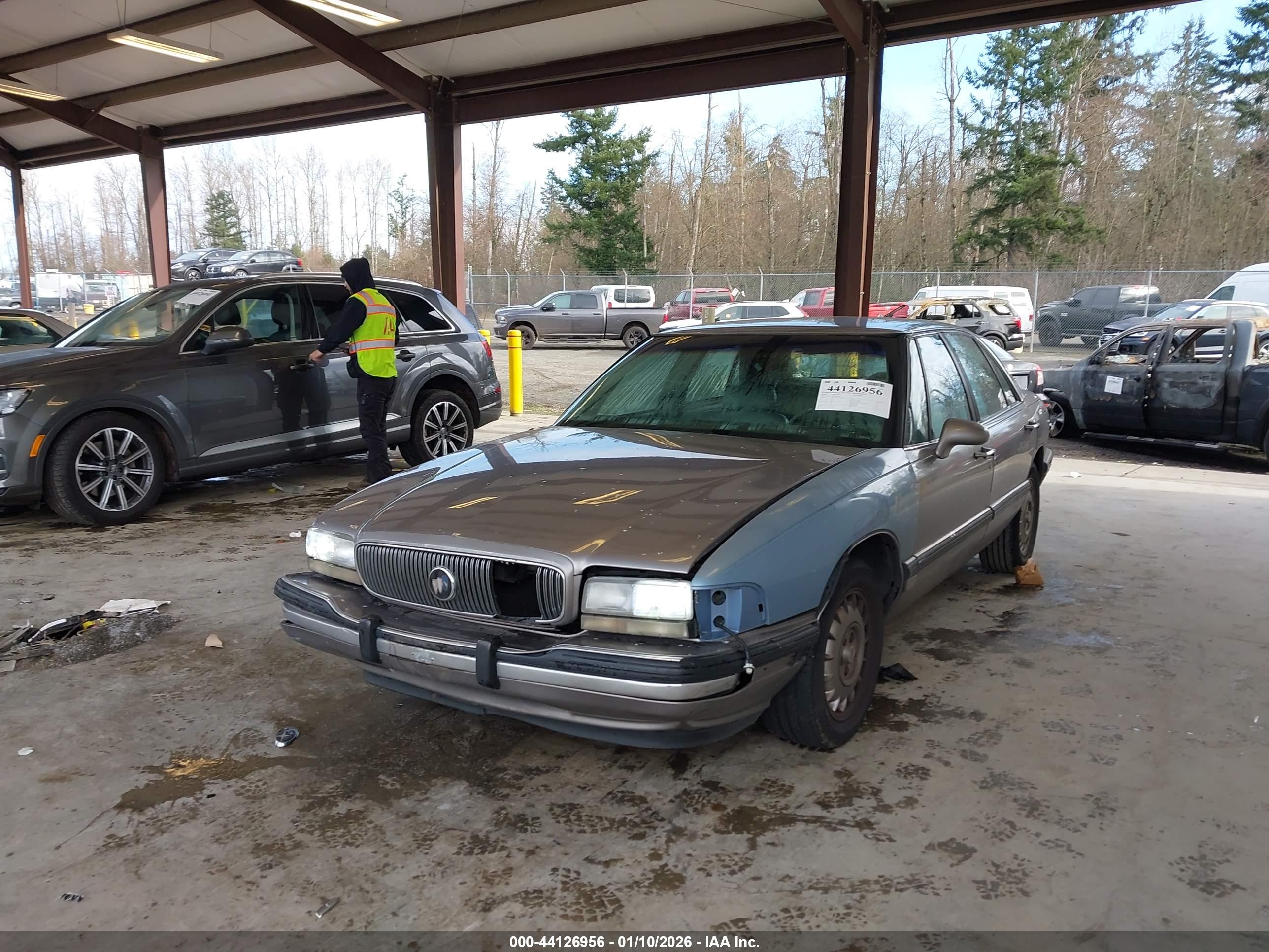 BUICK LESABRE image 6