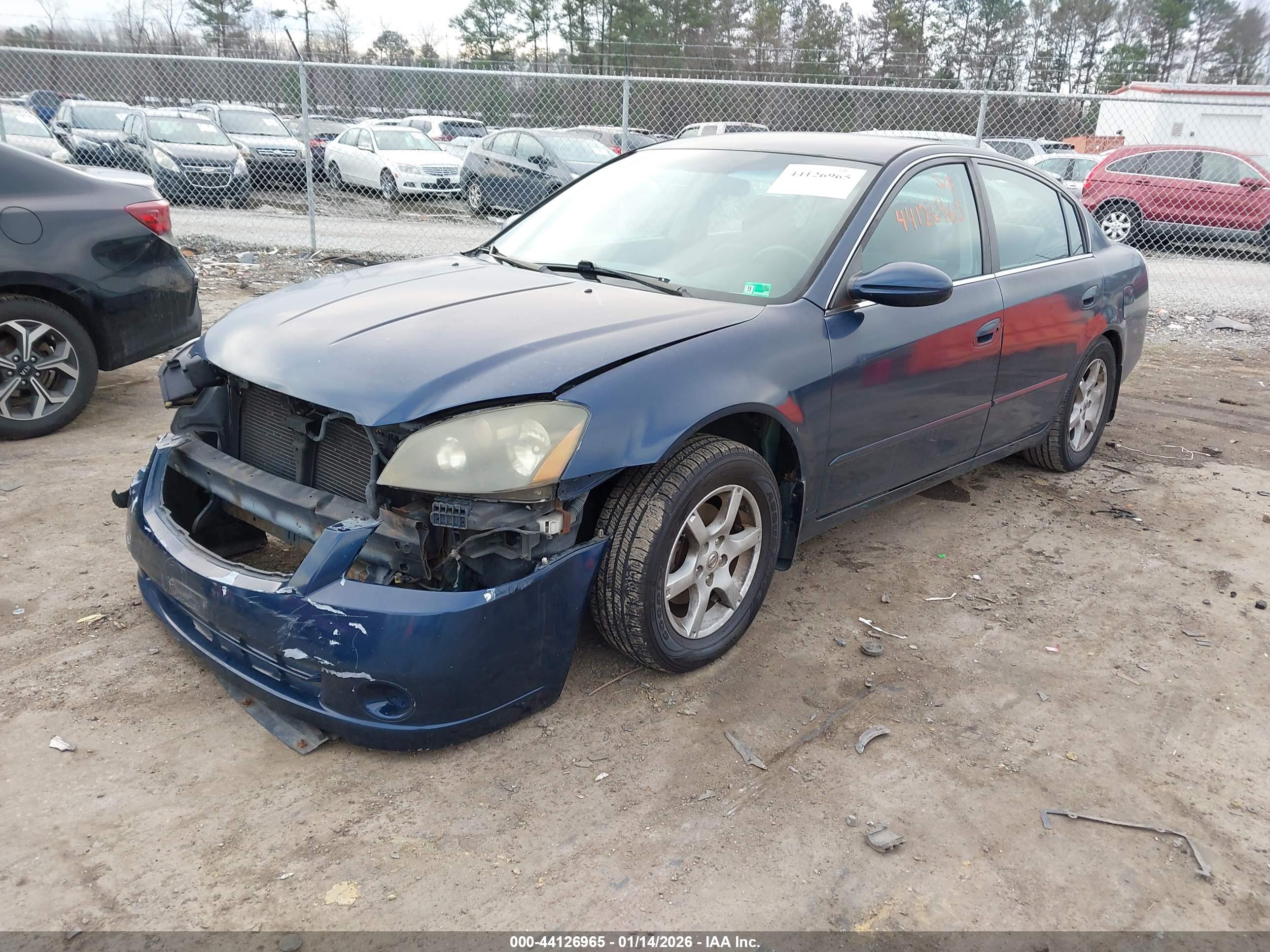 NISSAN ALTIMA image 2