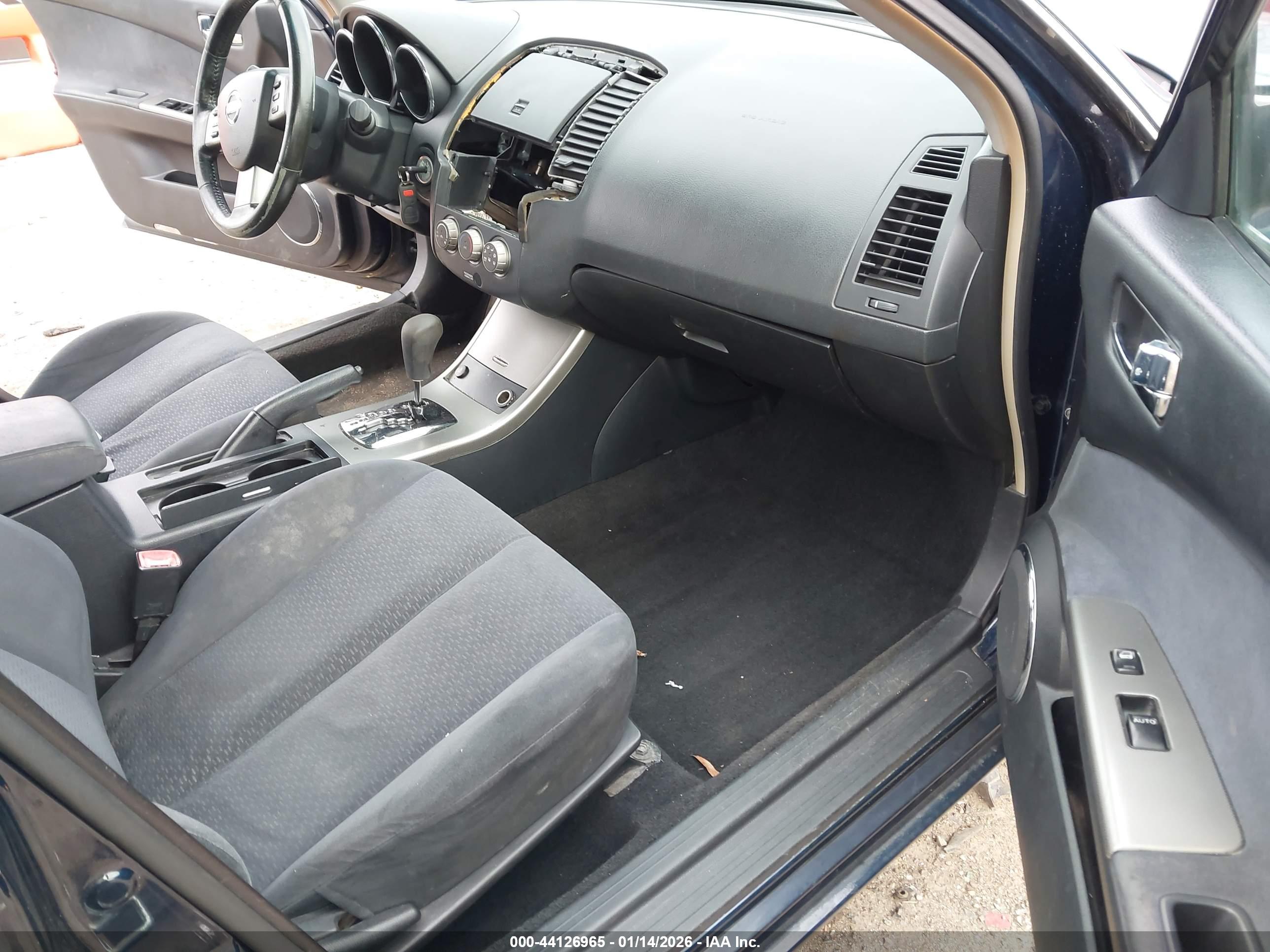 NISSAN ALTIMA image 5