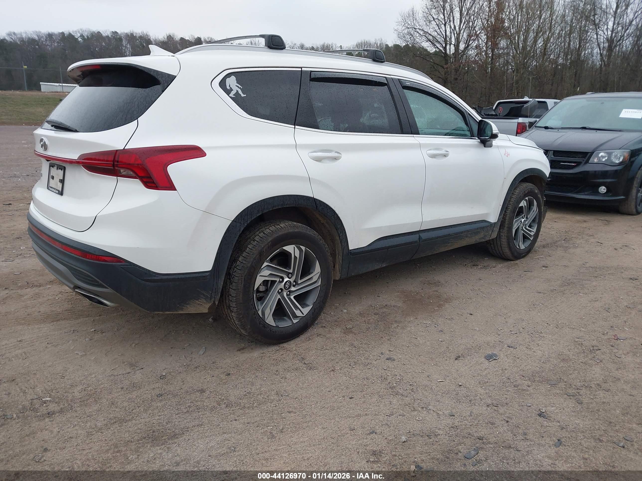 HYUNDAI SANTA image 4