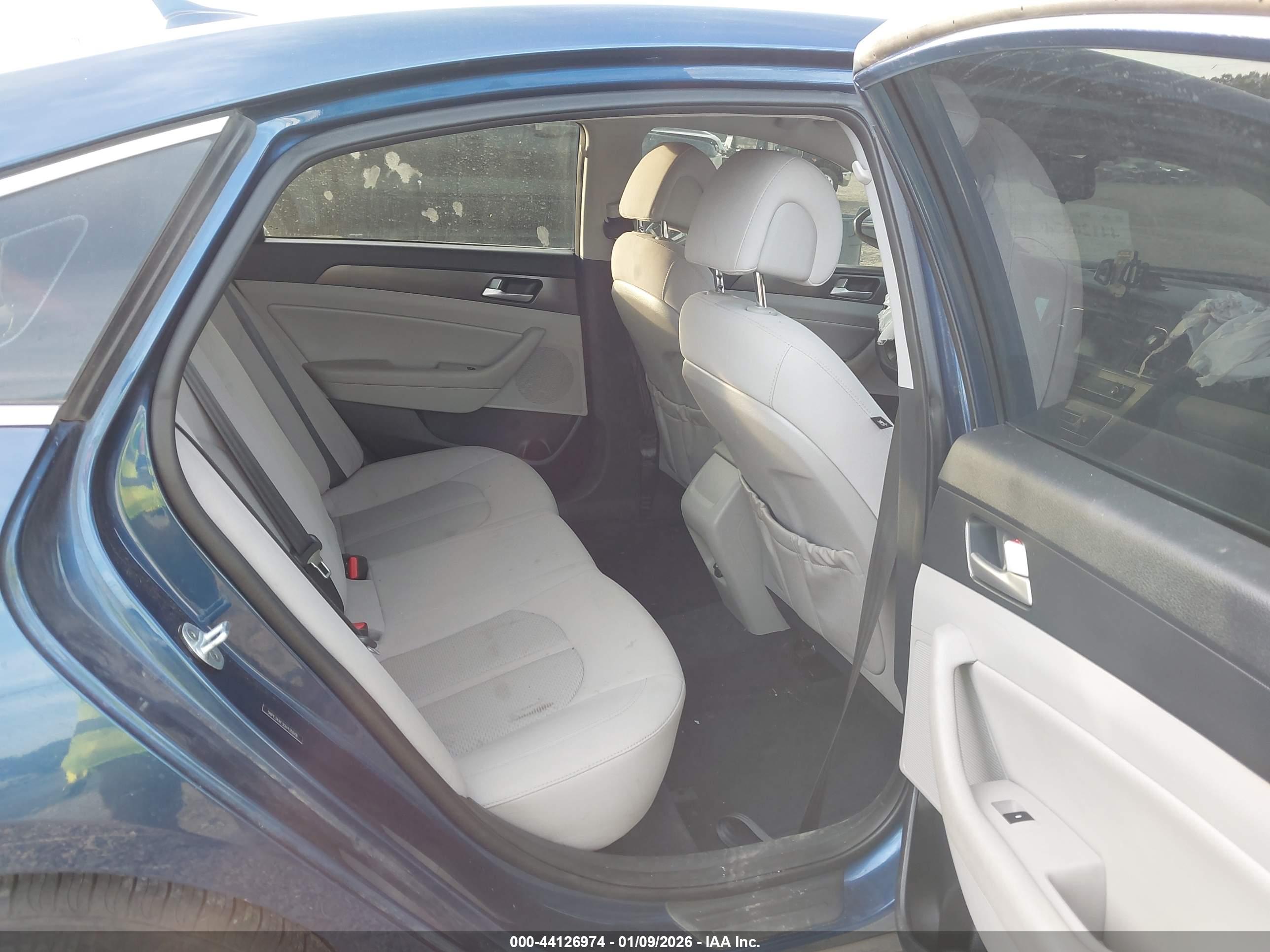 HYUNDAI SONATA image 8