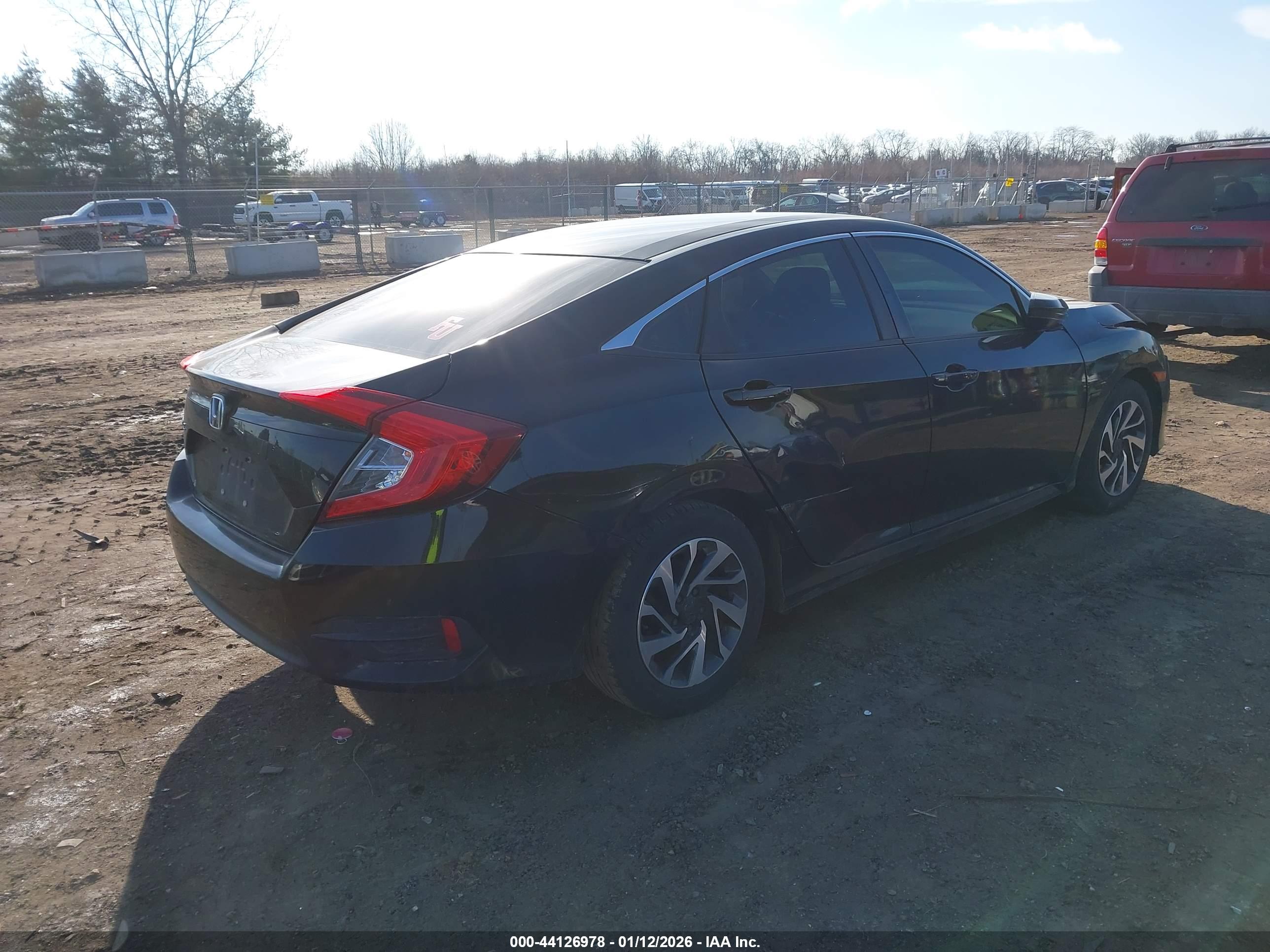 HONDA CIVIC image 4