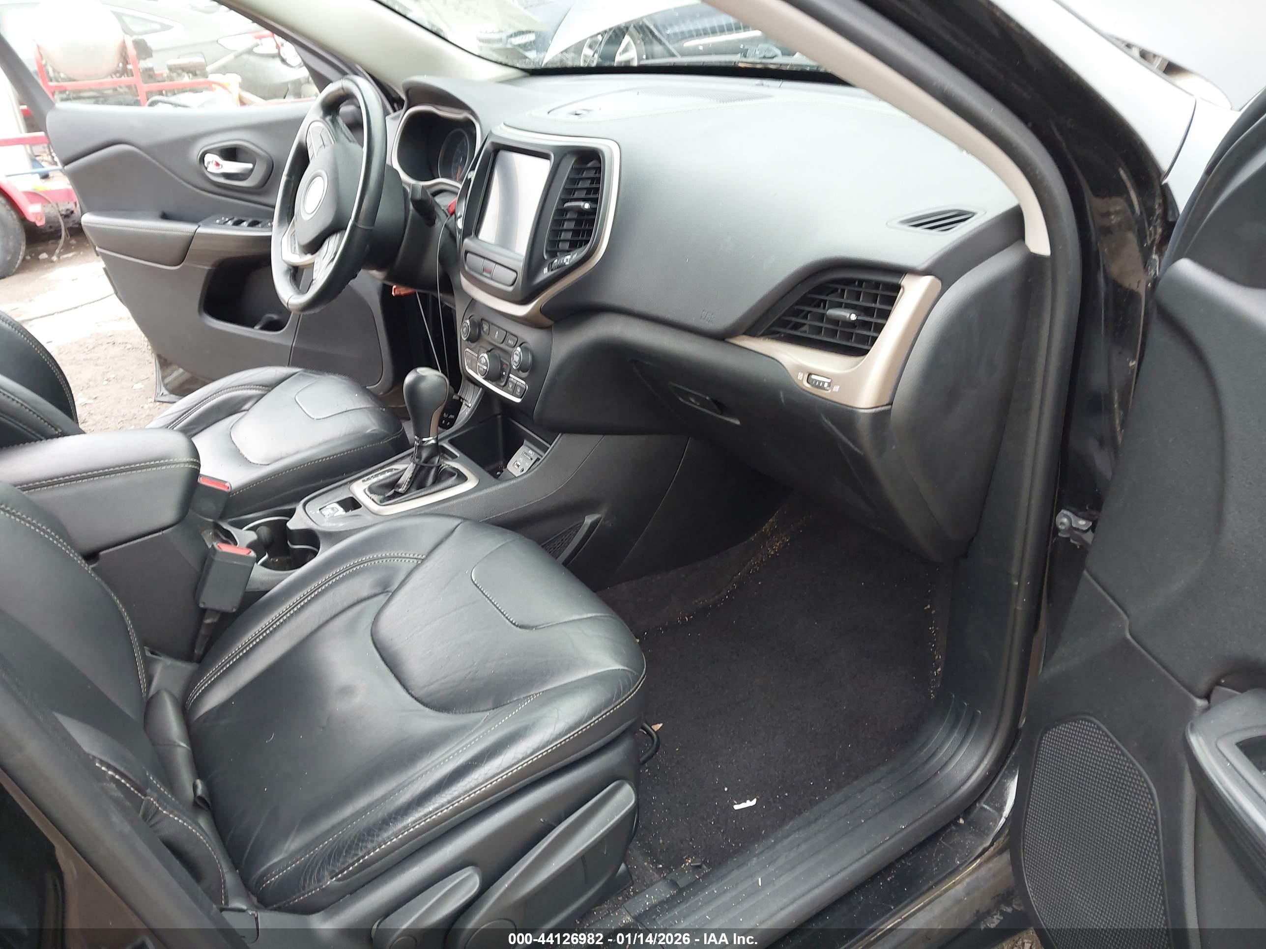 JEEP CHEROKEE image 5