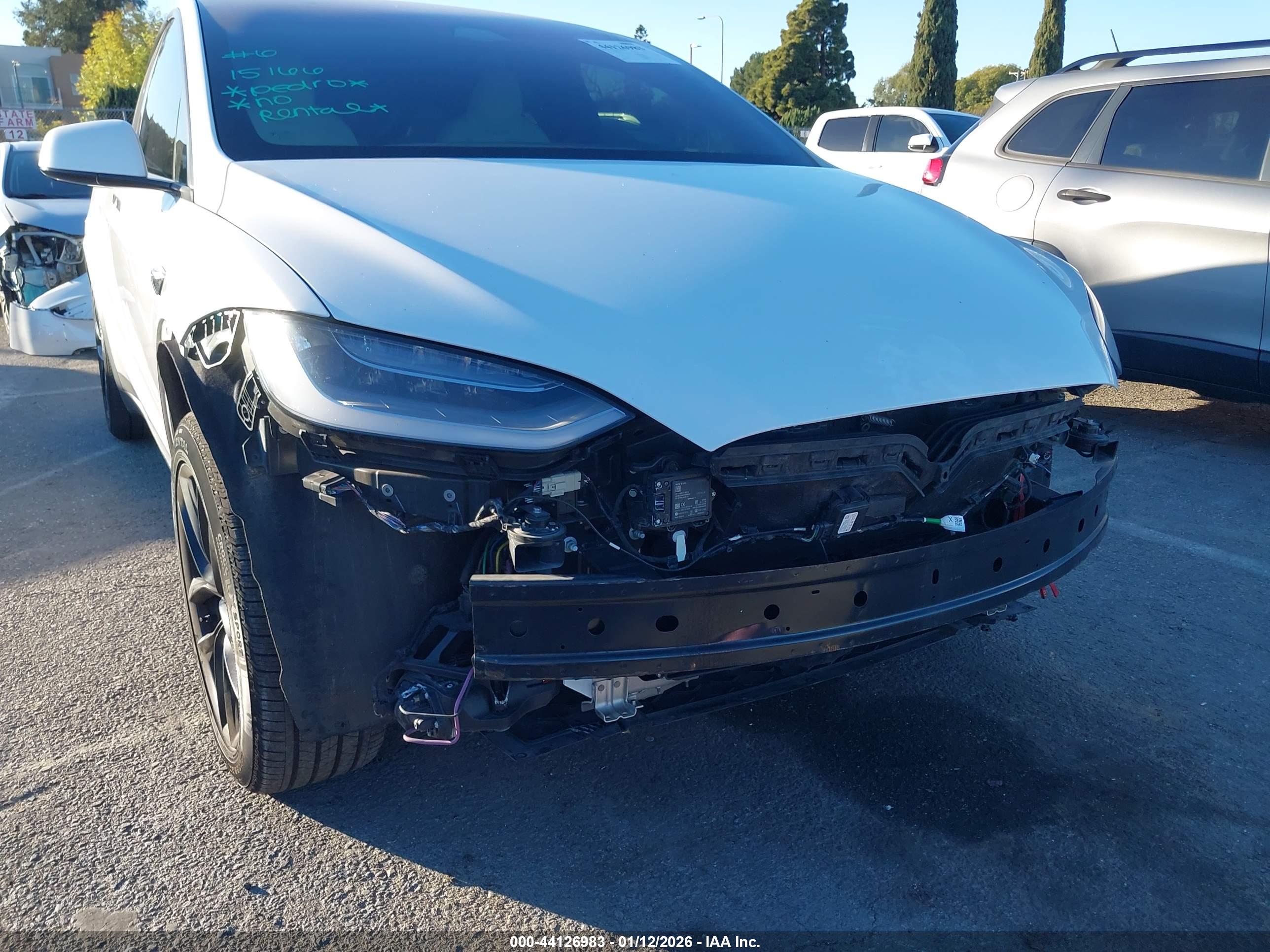 TESLA MODEL image 6