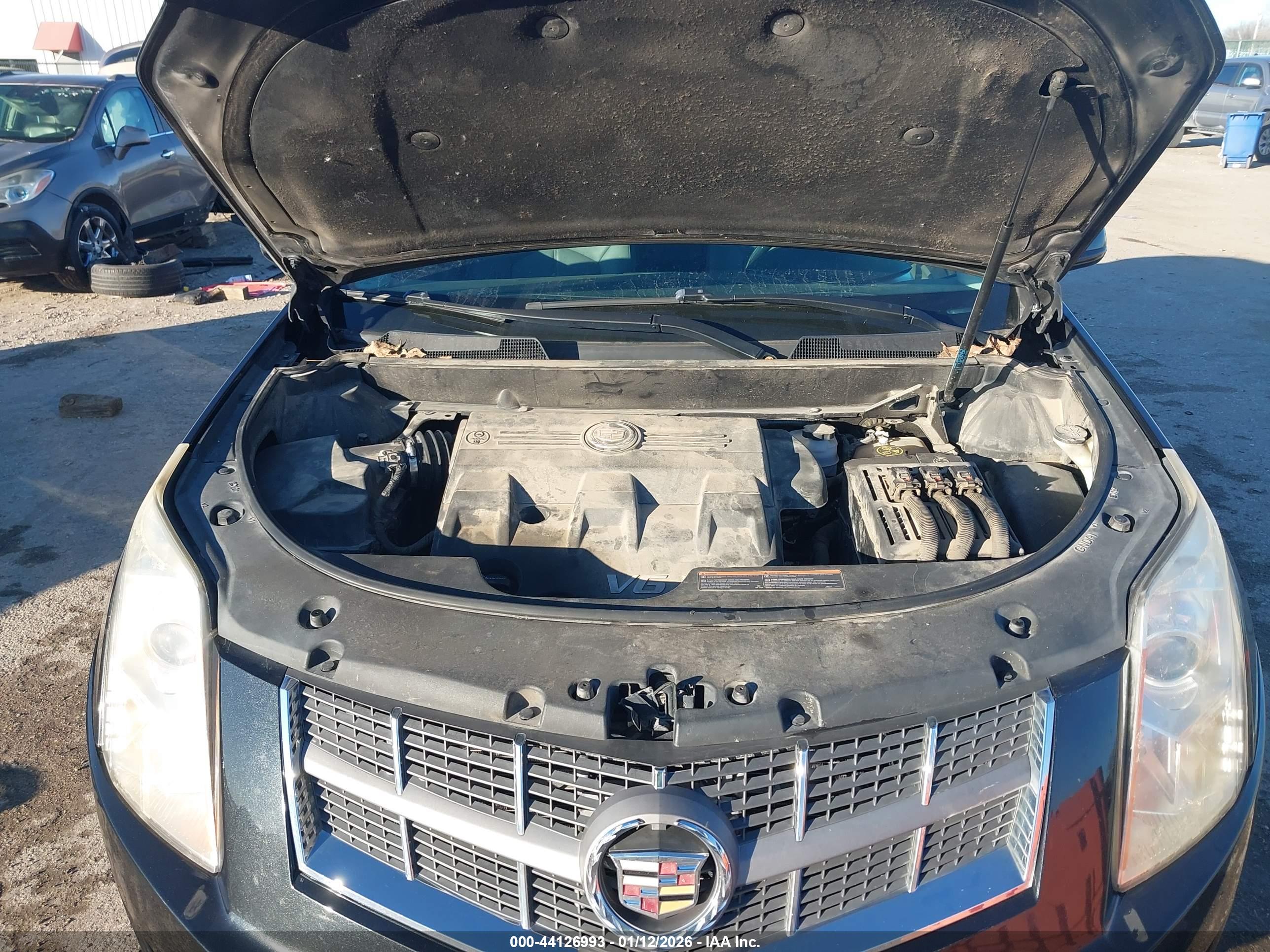 CADILLAC SRX image 10