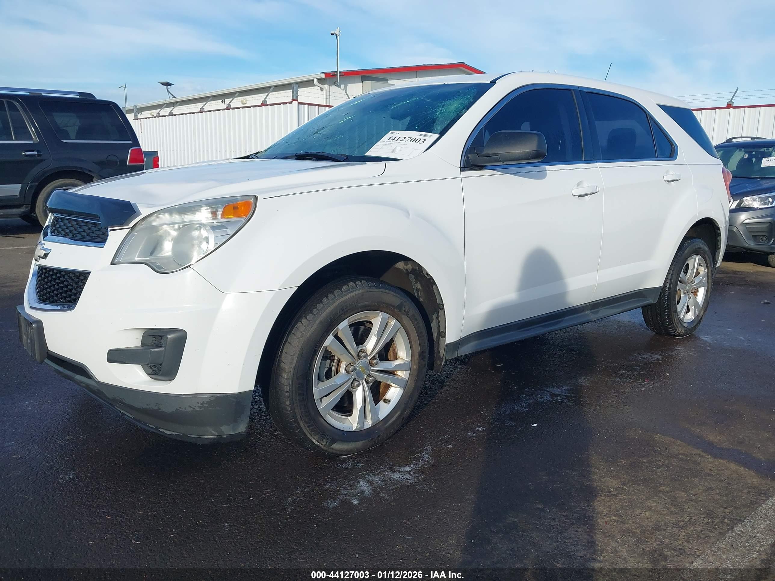 CHEVROLET EQUINOX image 2