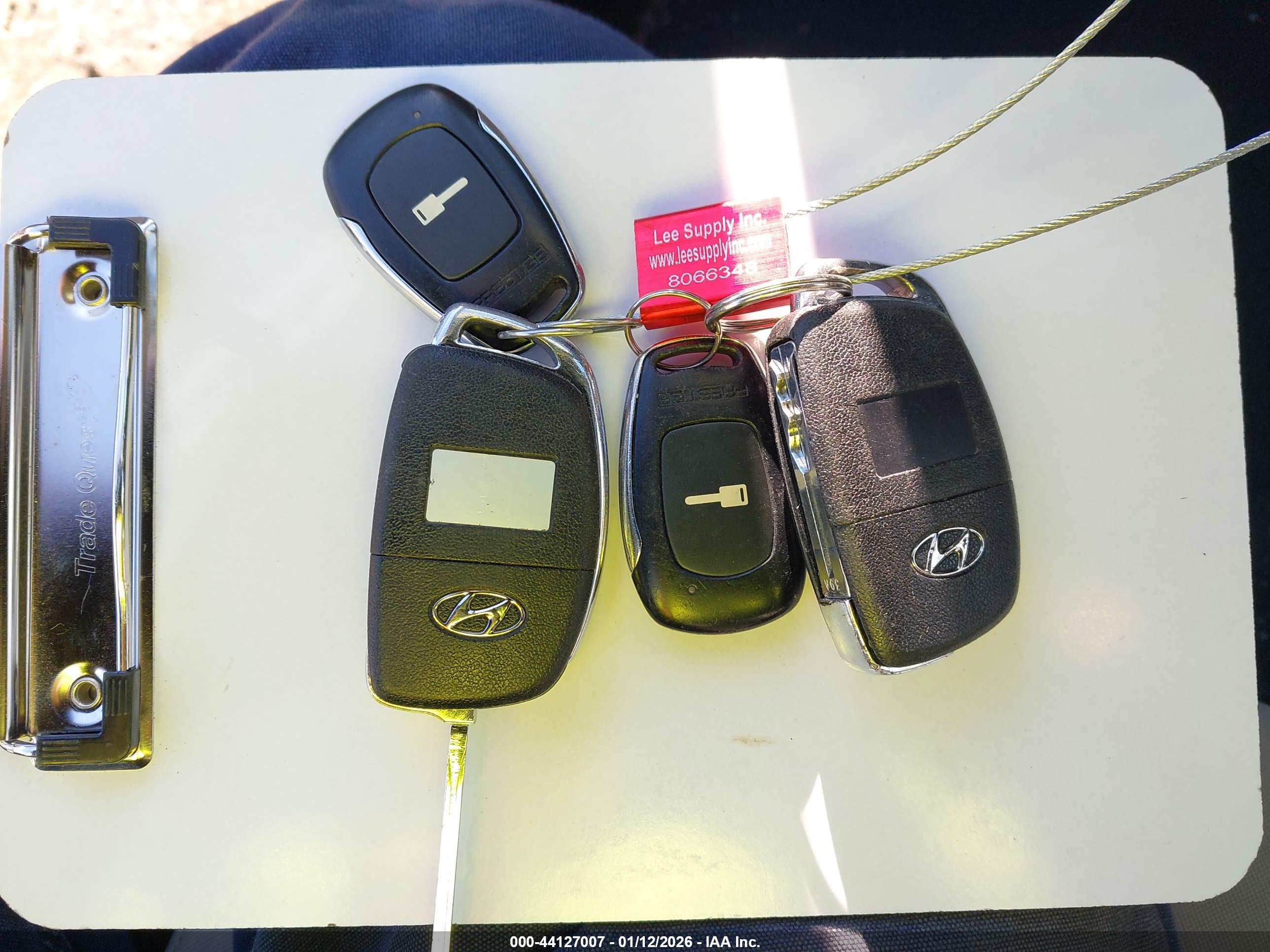 HYUNDAI SONATA image 11