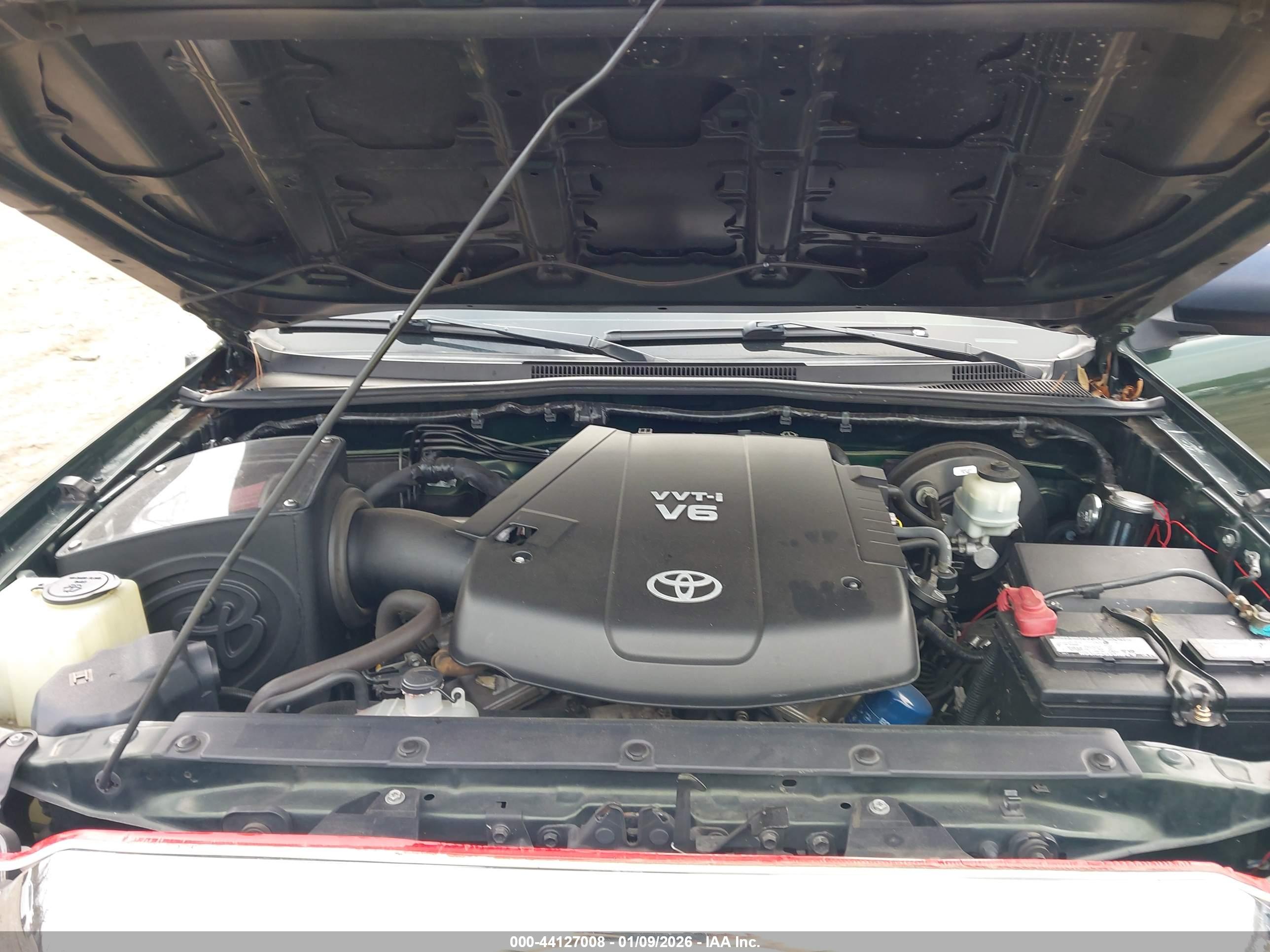 TOYOTA TACOMA image 10
