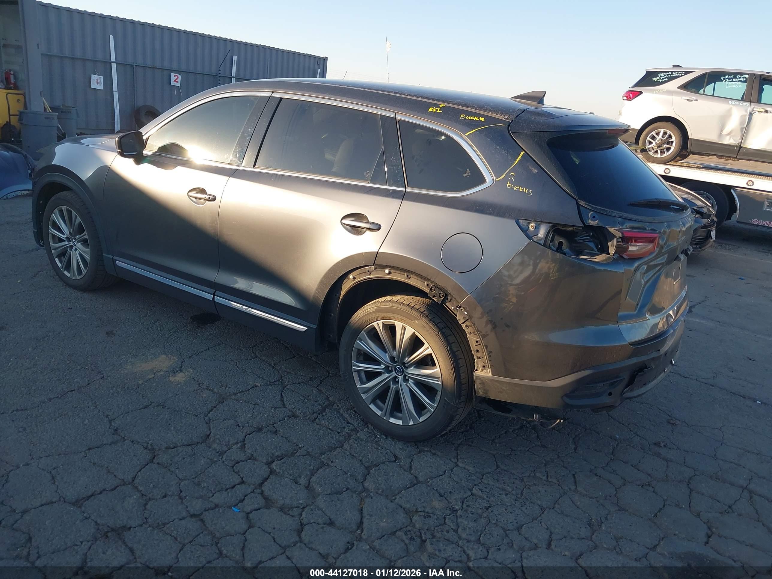 MAZDA CX-9 image 3