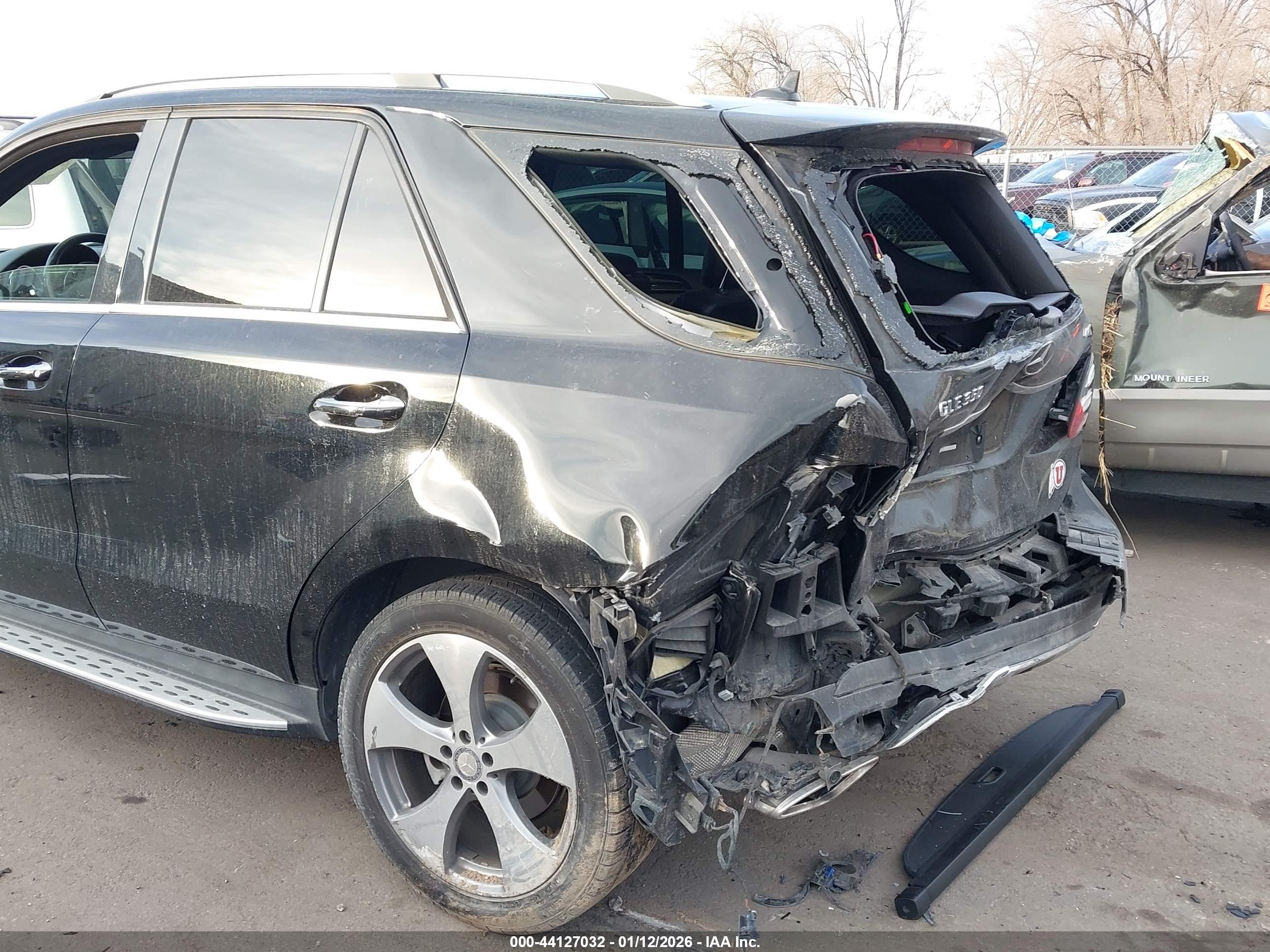 MERCEDES-BENZ GLE image 6