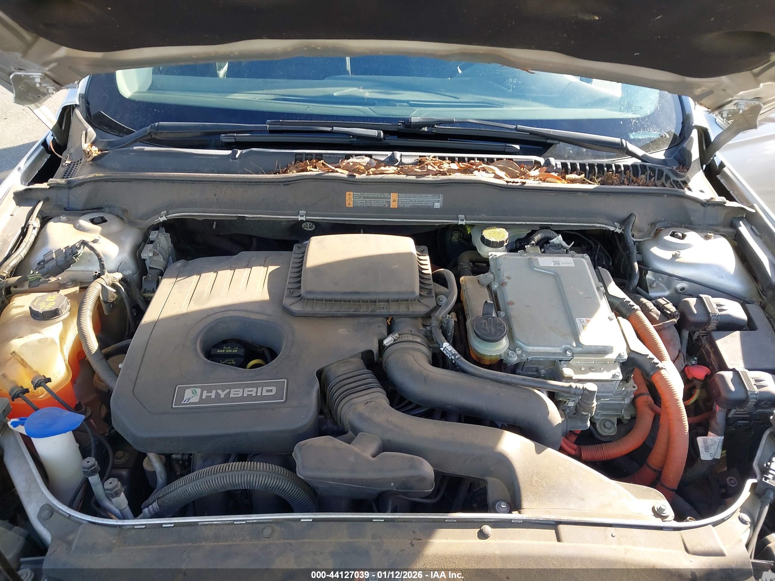 FORD FUSION image 10