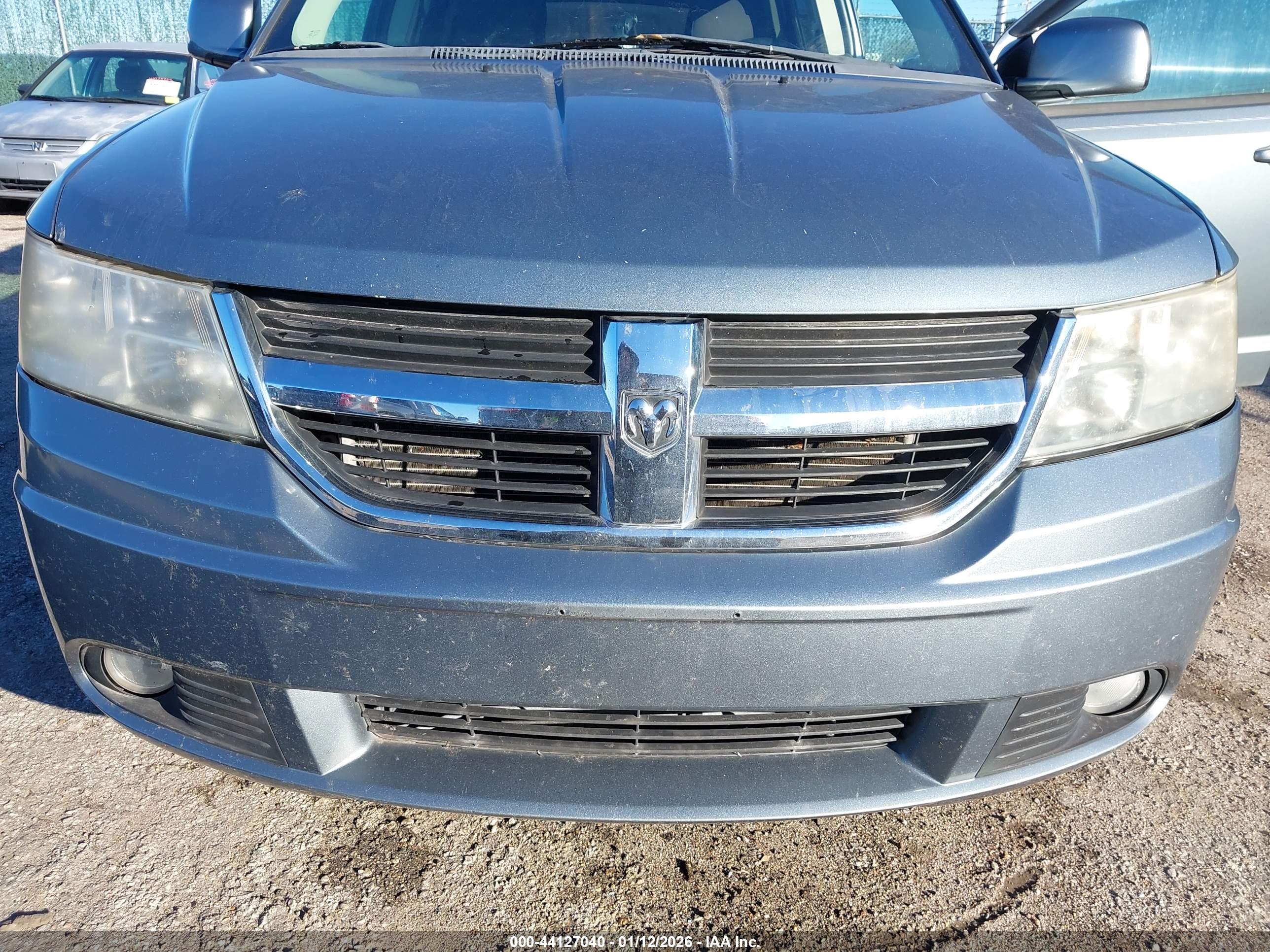 DODGE JOURNEY image 6