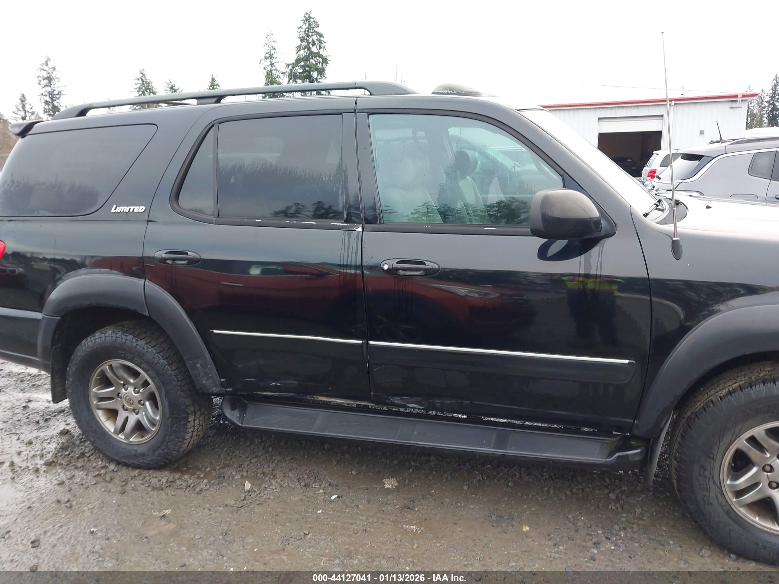 TOYOTA SEQUOIA image 6