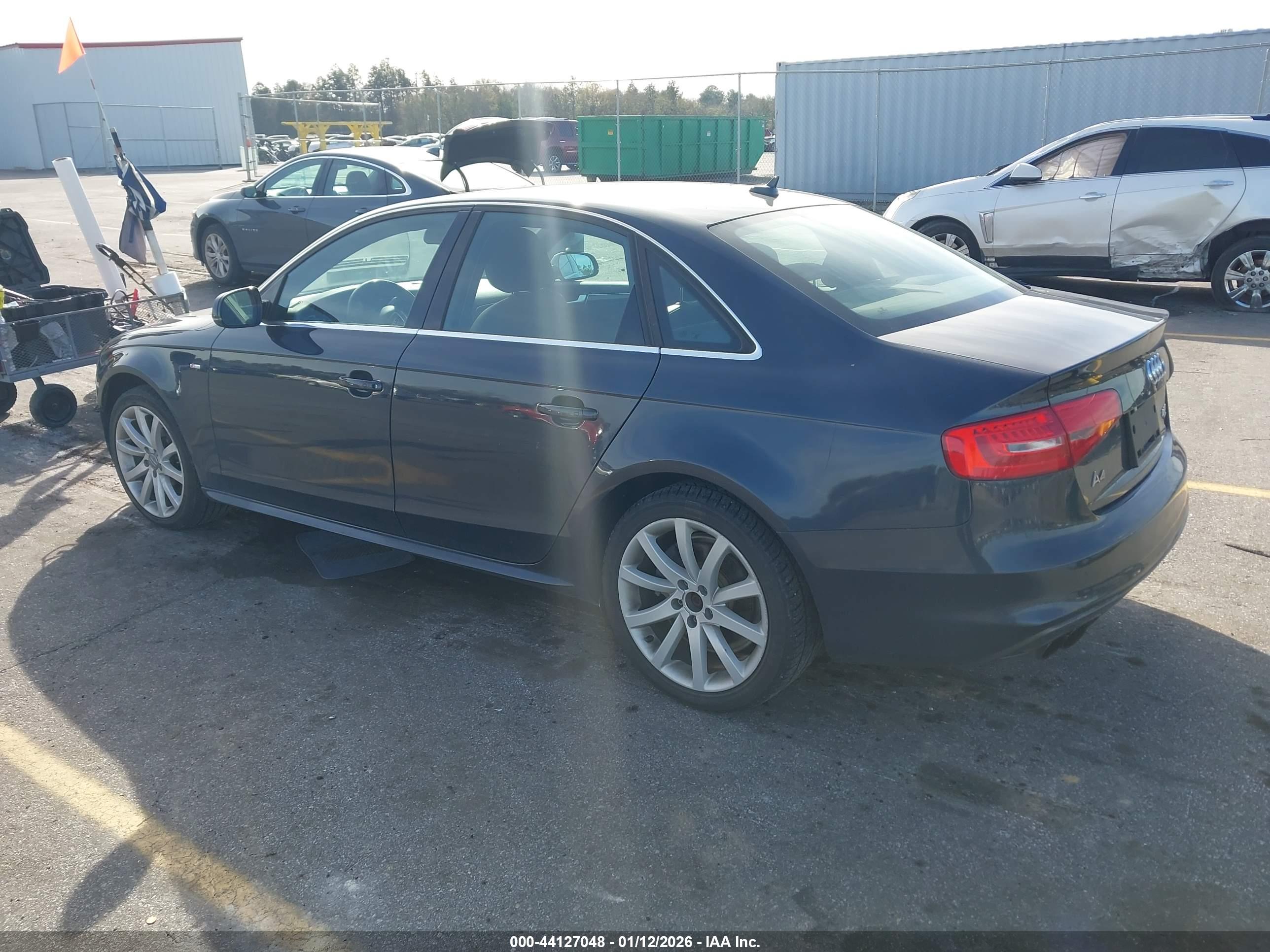 AUDI A4 image 3
