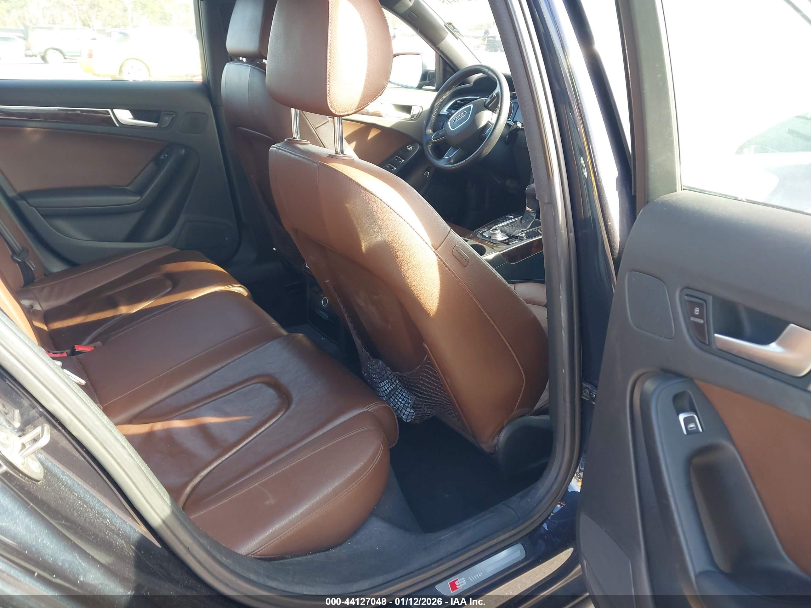 AUDI A4 image 8