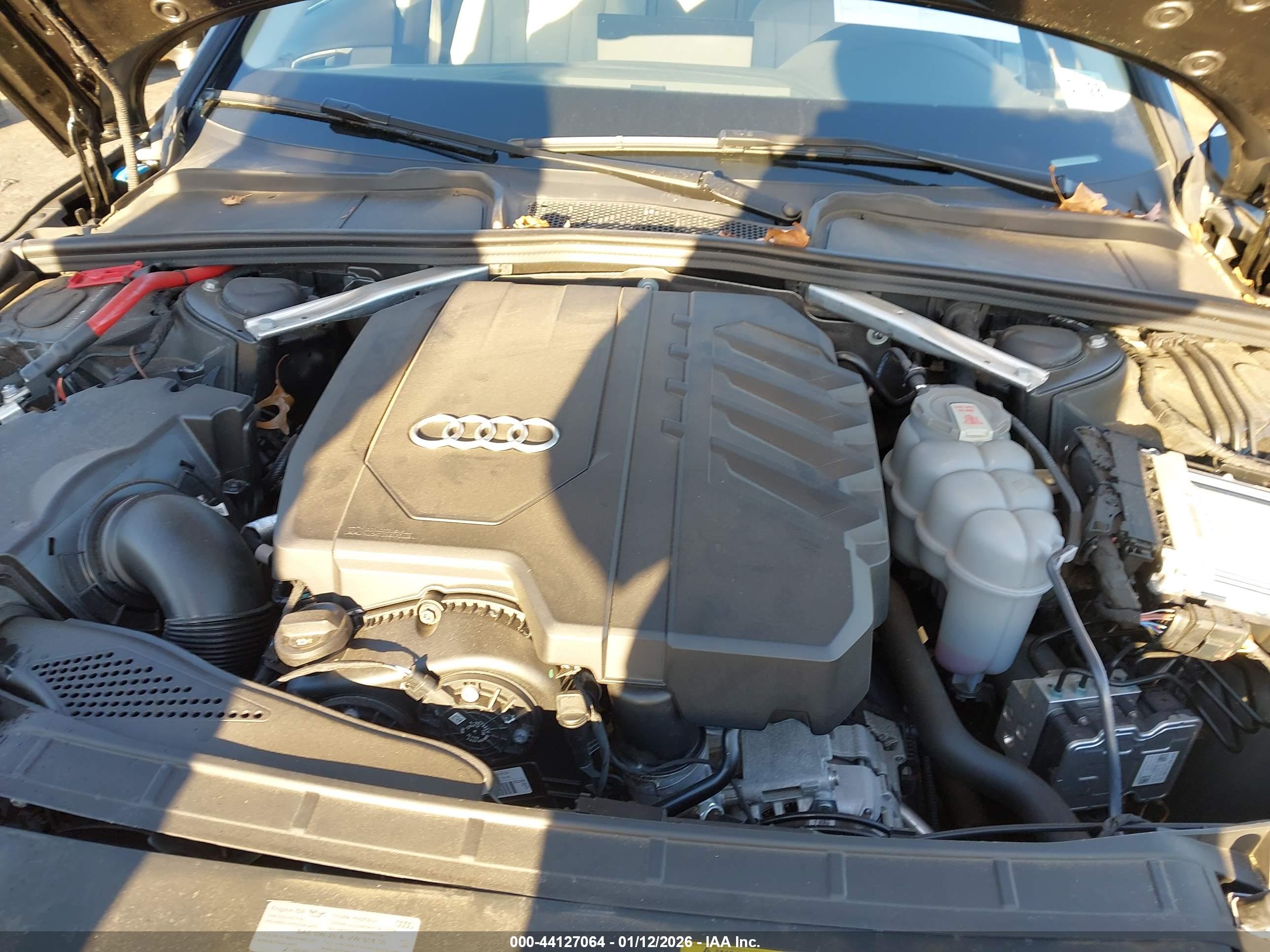AUDI A4 image 10