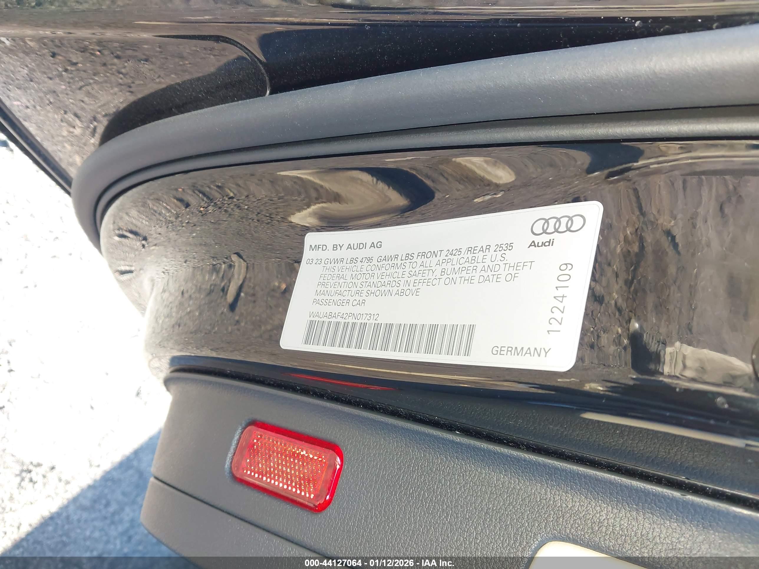 AUDI A4 image 9