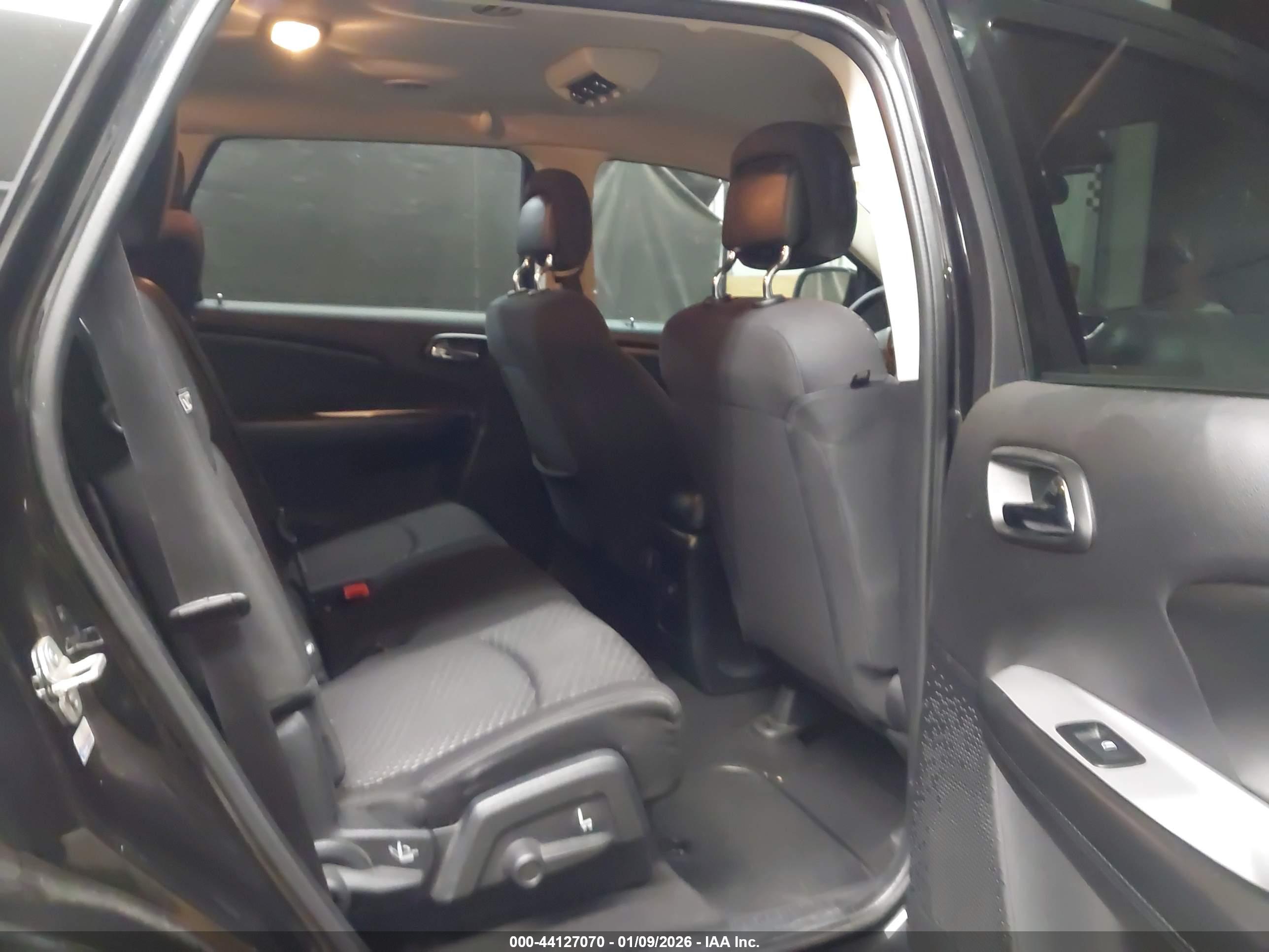 DODGE JOURNEY image 8