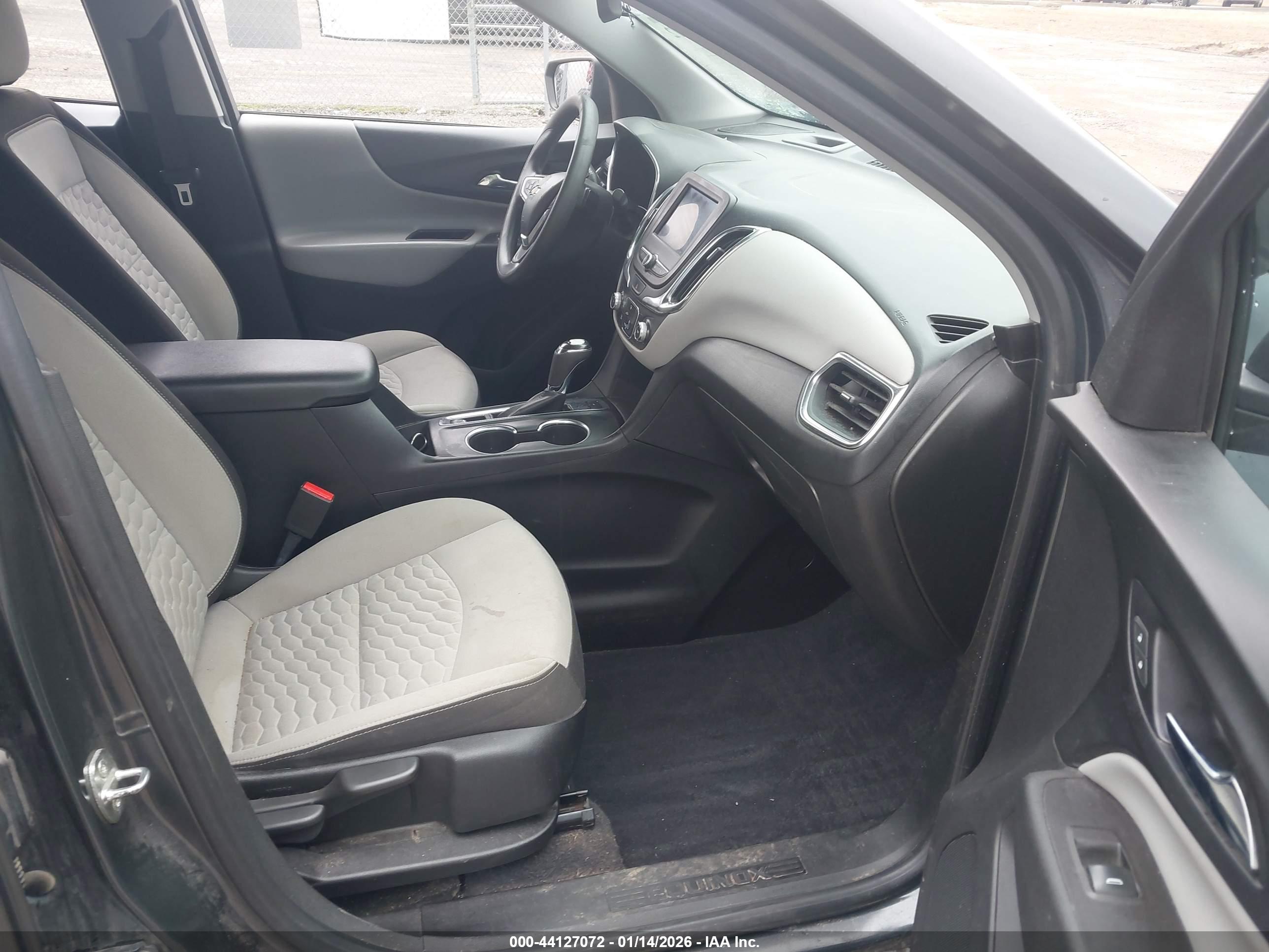 CHEVROLET EQUINOX image 5