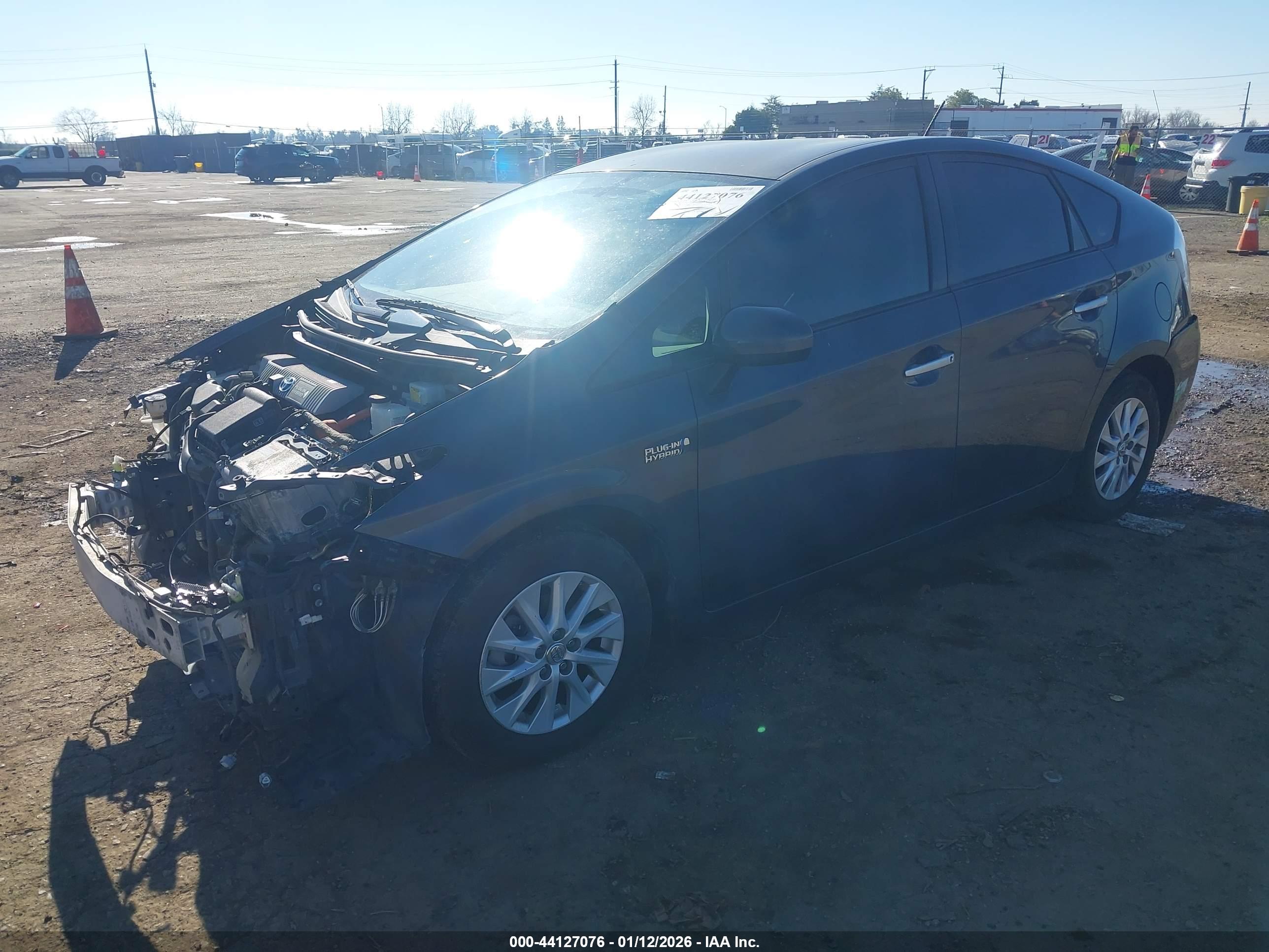 TOYOTA PRIUS image 2