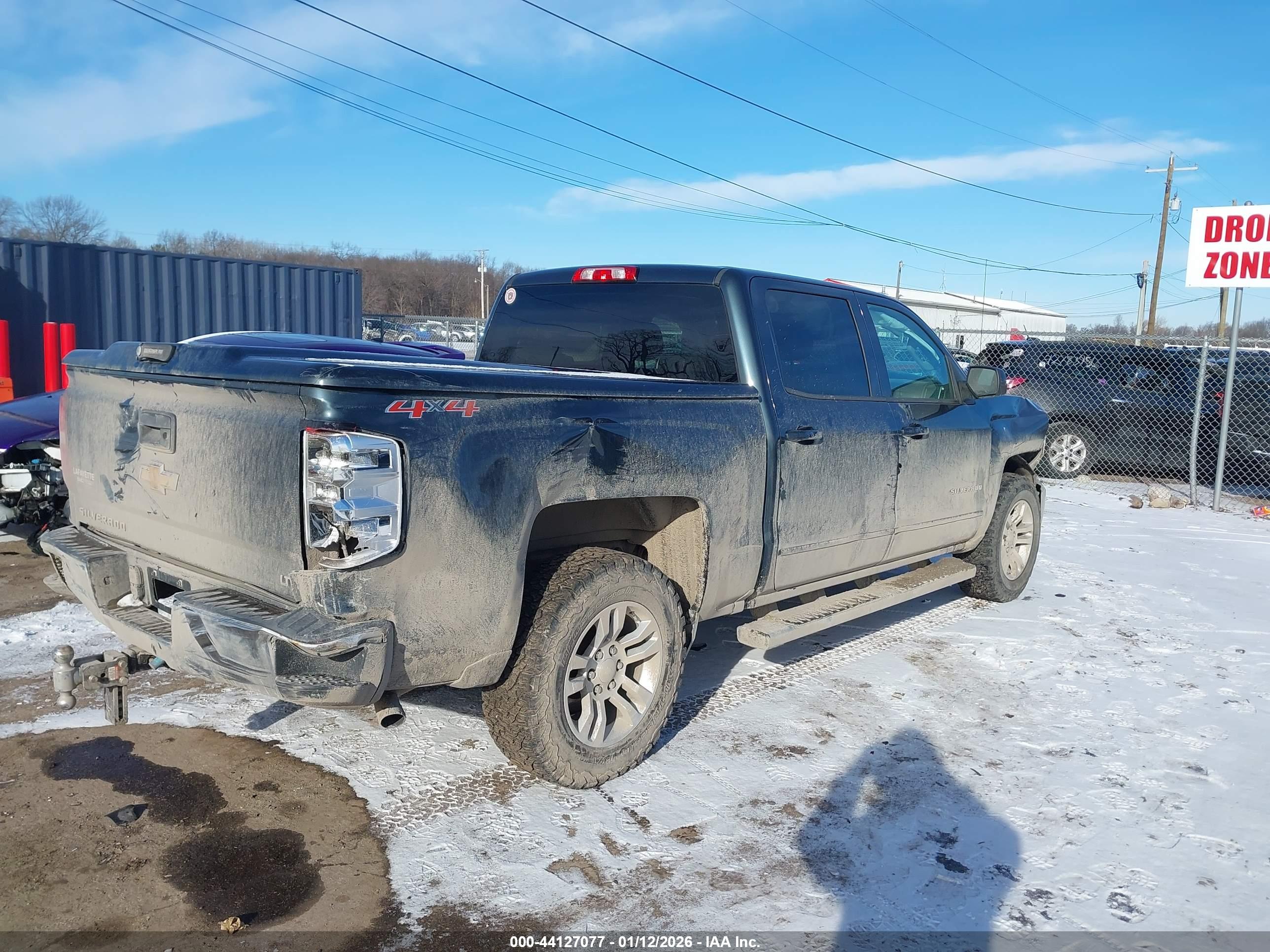 CHEVROLET SILVERADO image 4