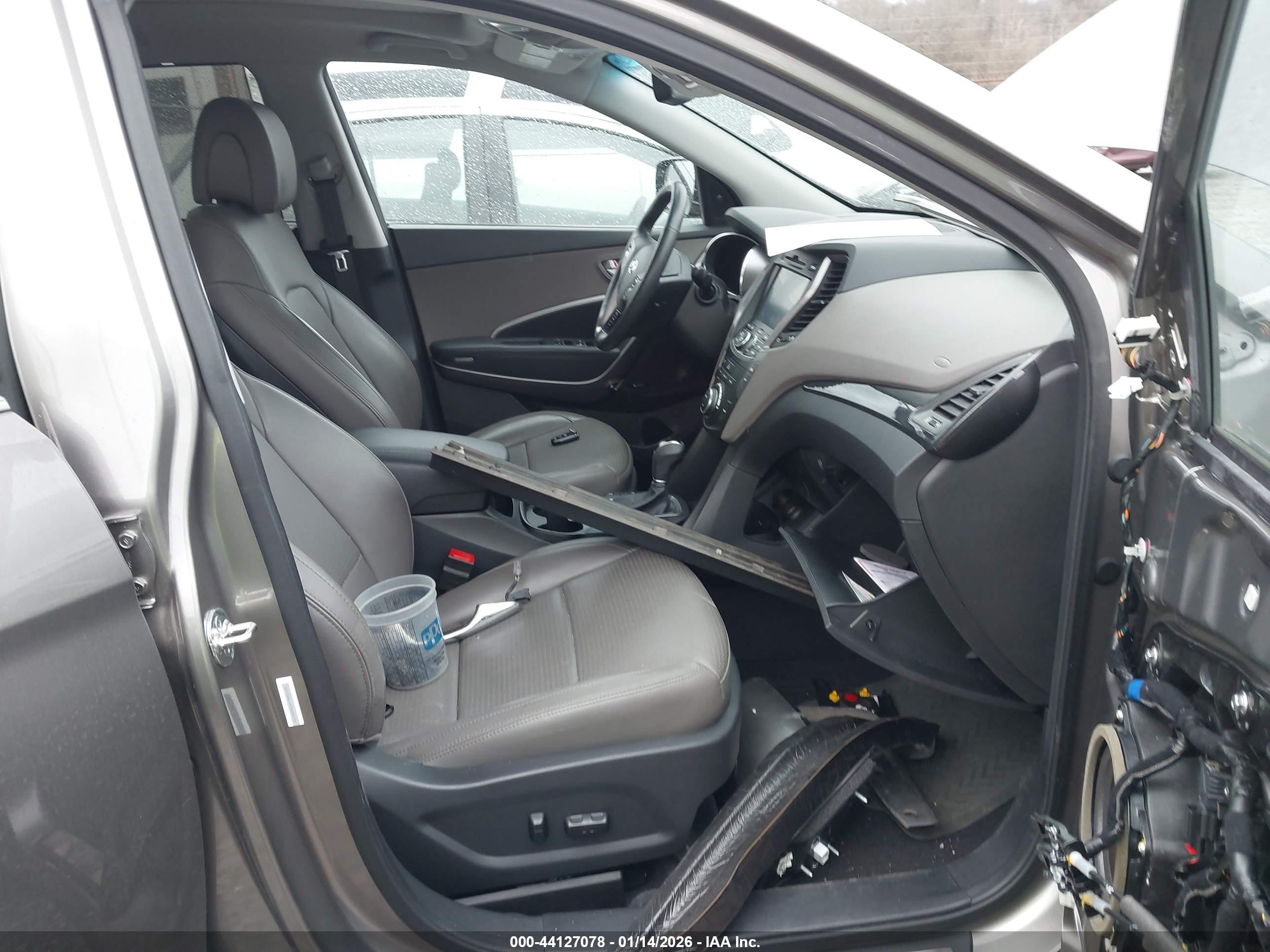 HYUNDAI SANTA image 5