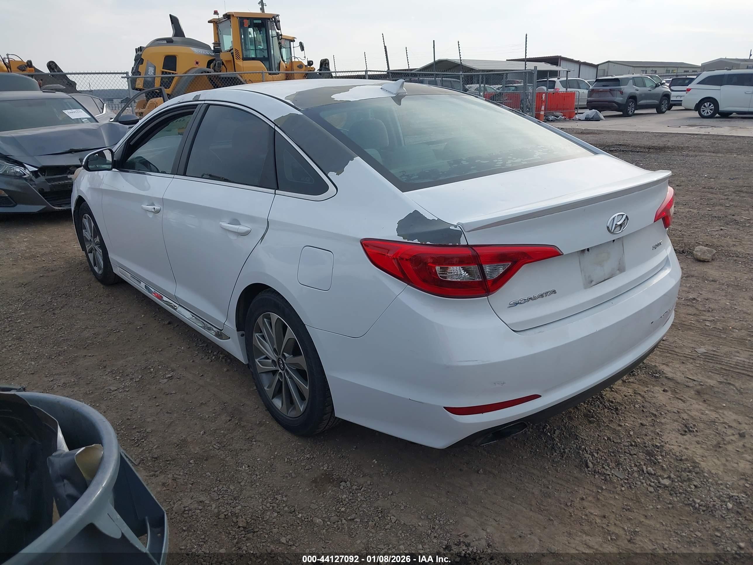 HYUNDAI SONATA image 3