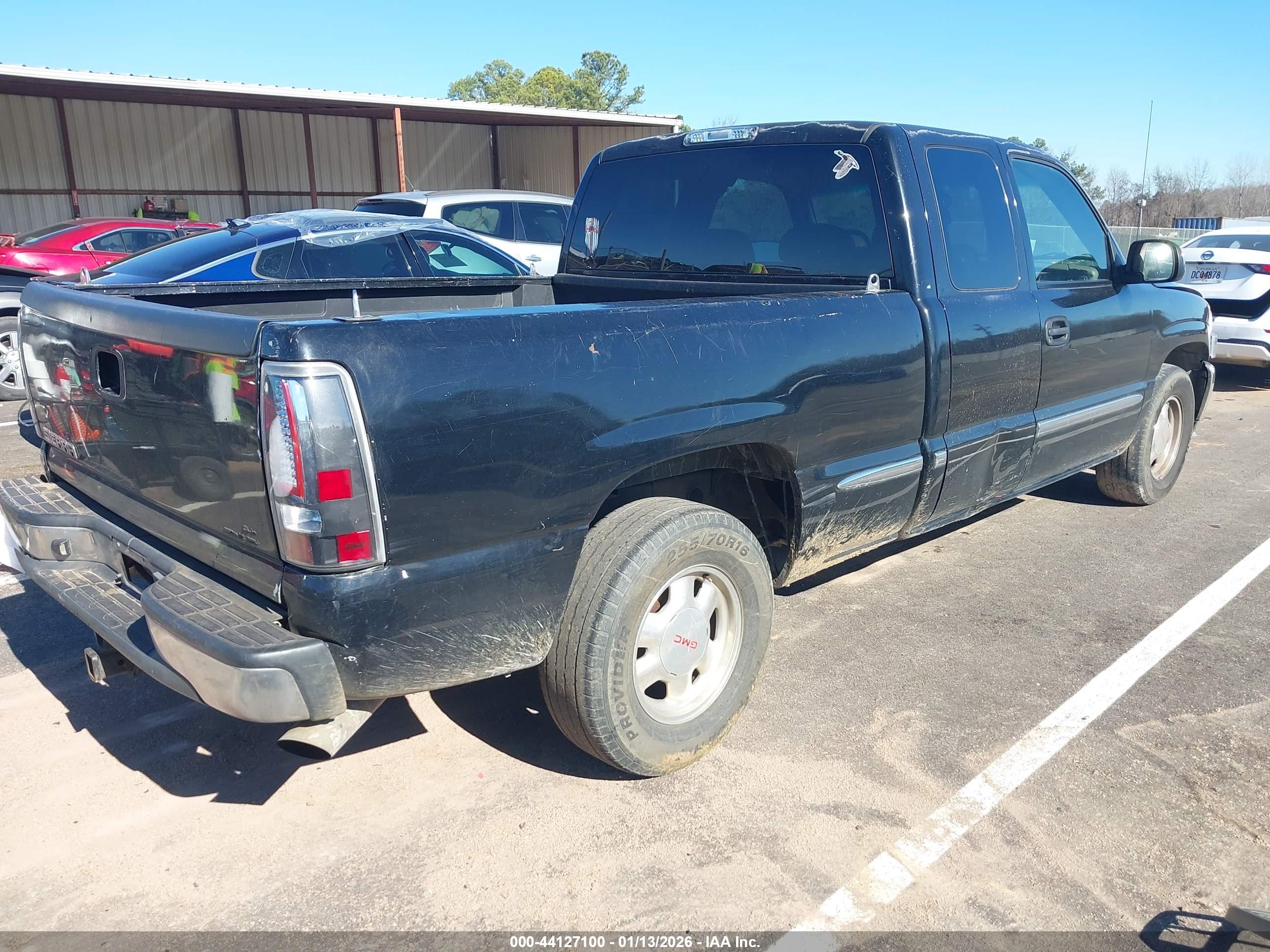 GMC SIERRA image 4