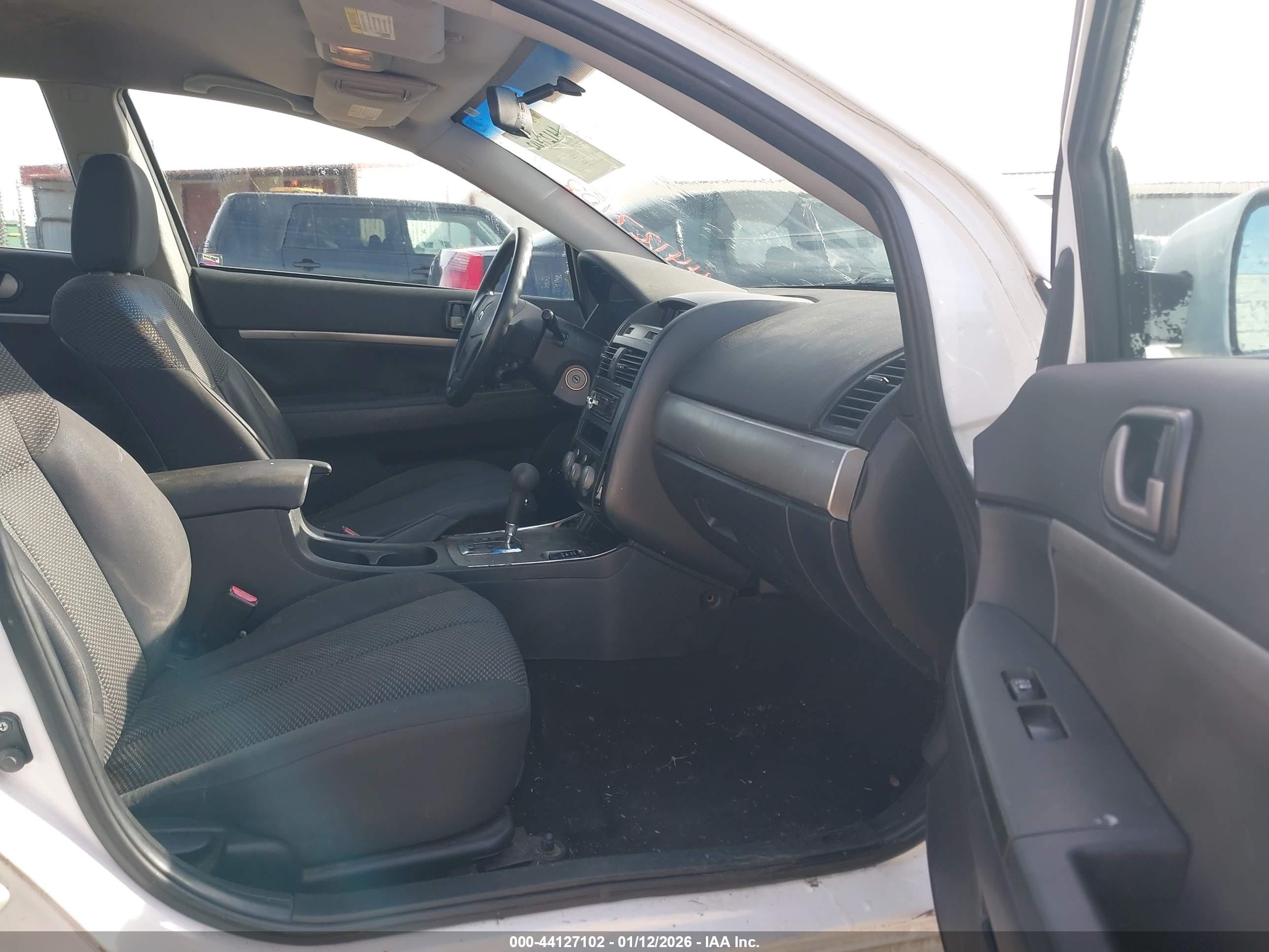MITSUBISHI GALANT image 5