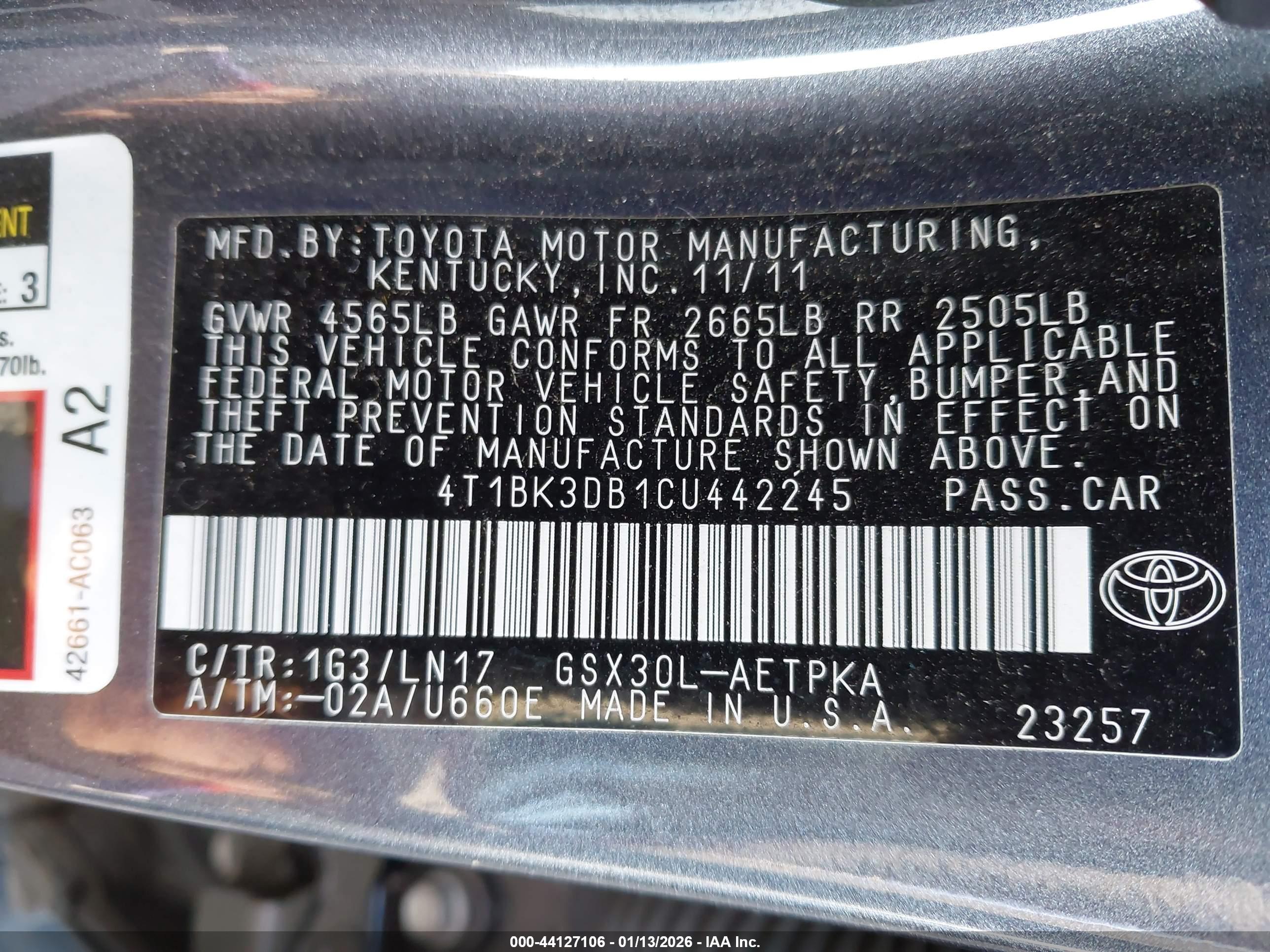 TOYOTA AVALON image 9