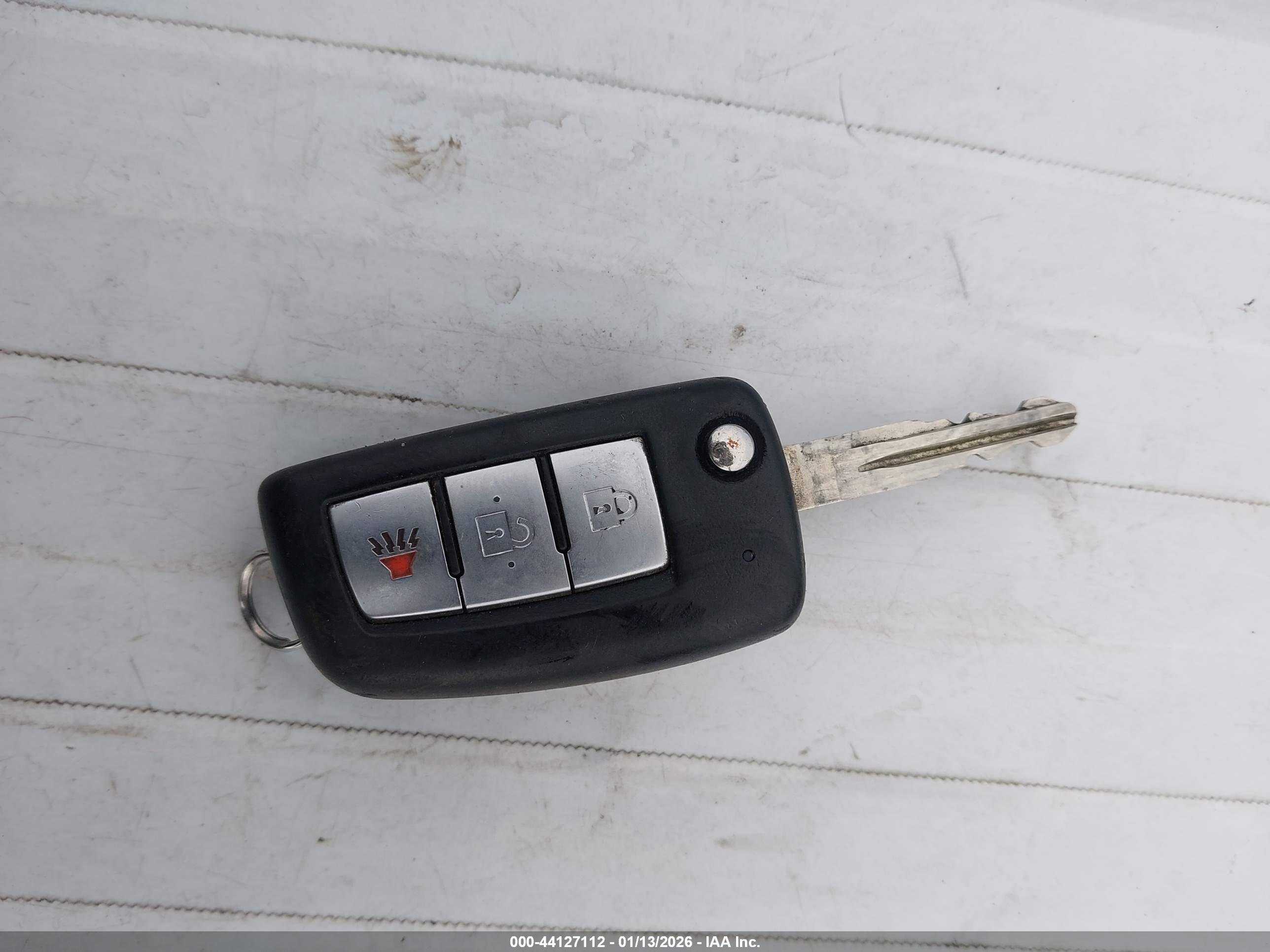 NISSAN ROGUE image 11