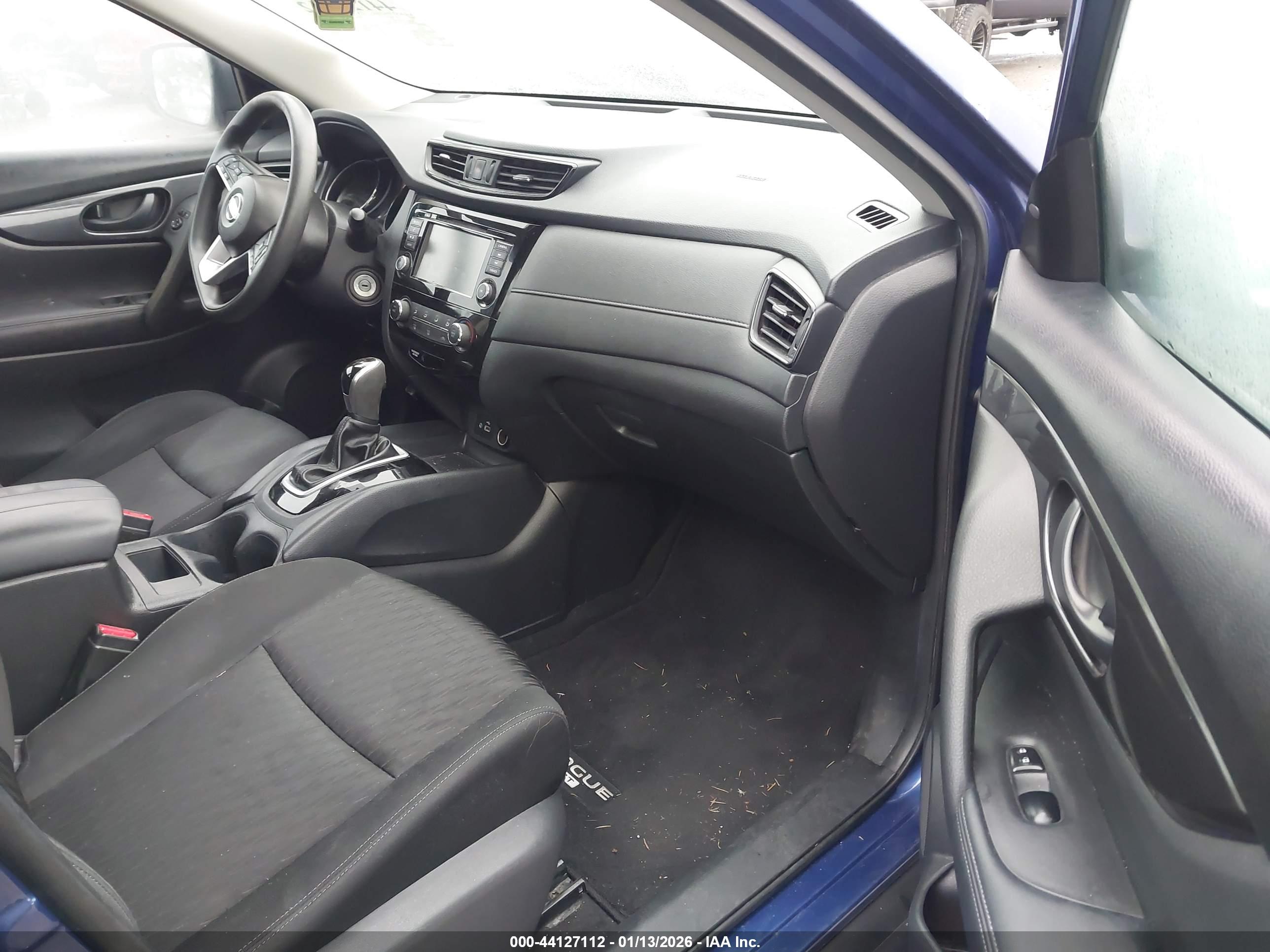 NISSAN ROGUE image 5