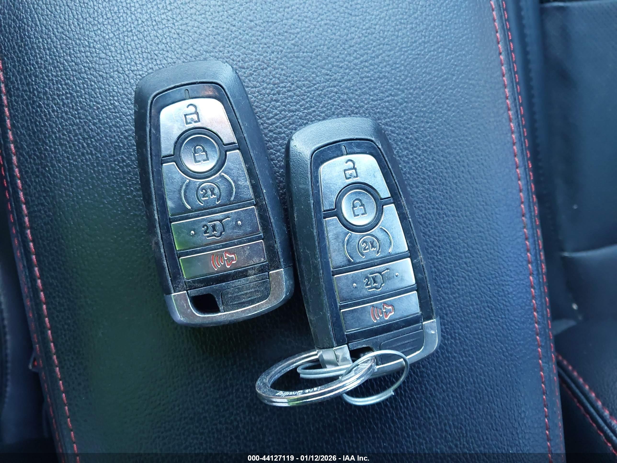 FORD EXPLORER image 11