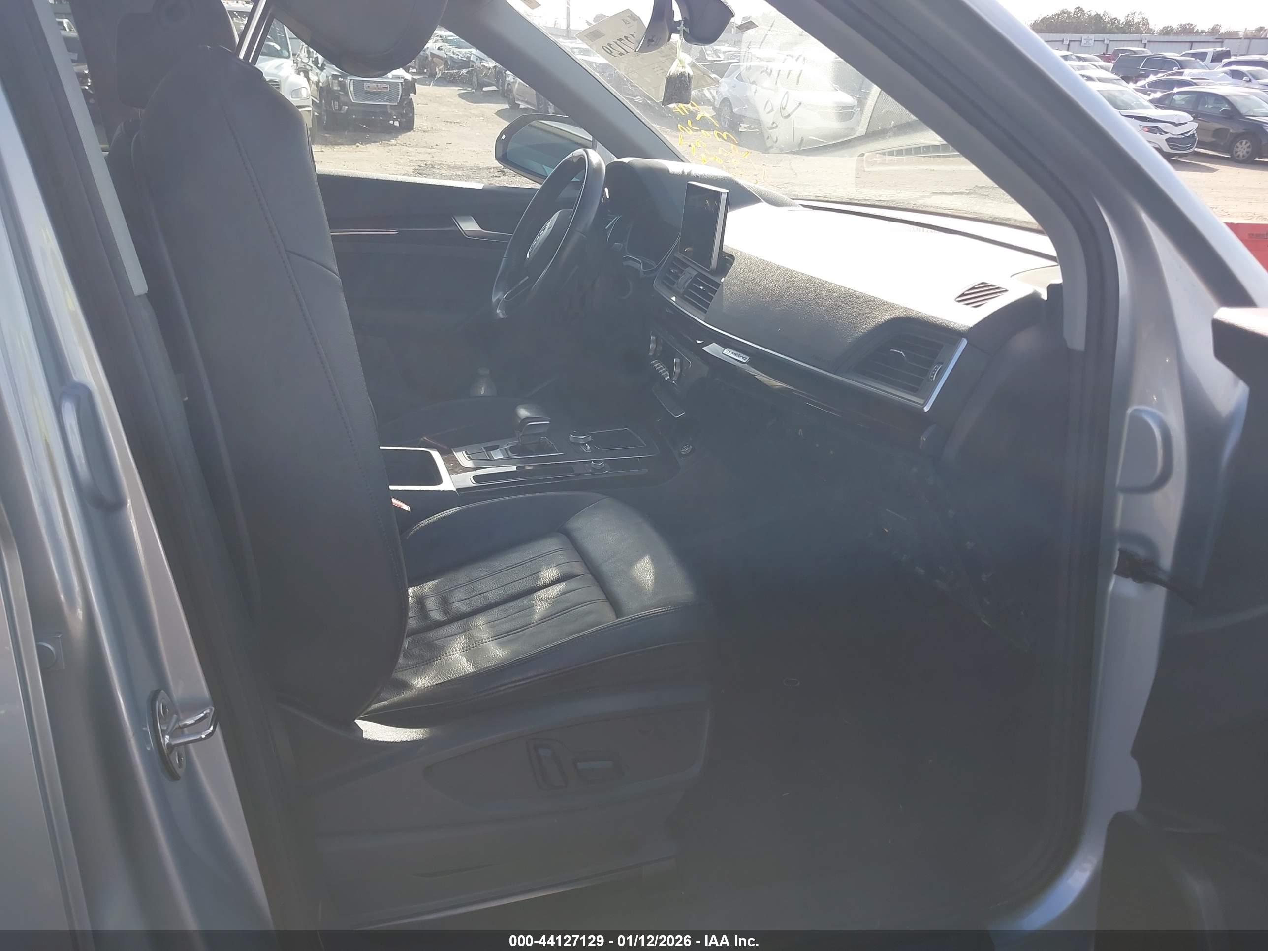 AUDI Q5 image 5