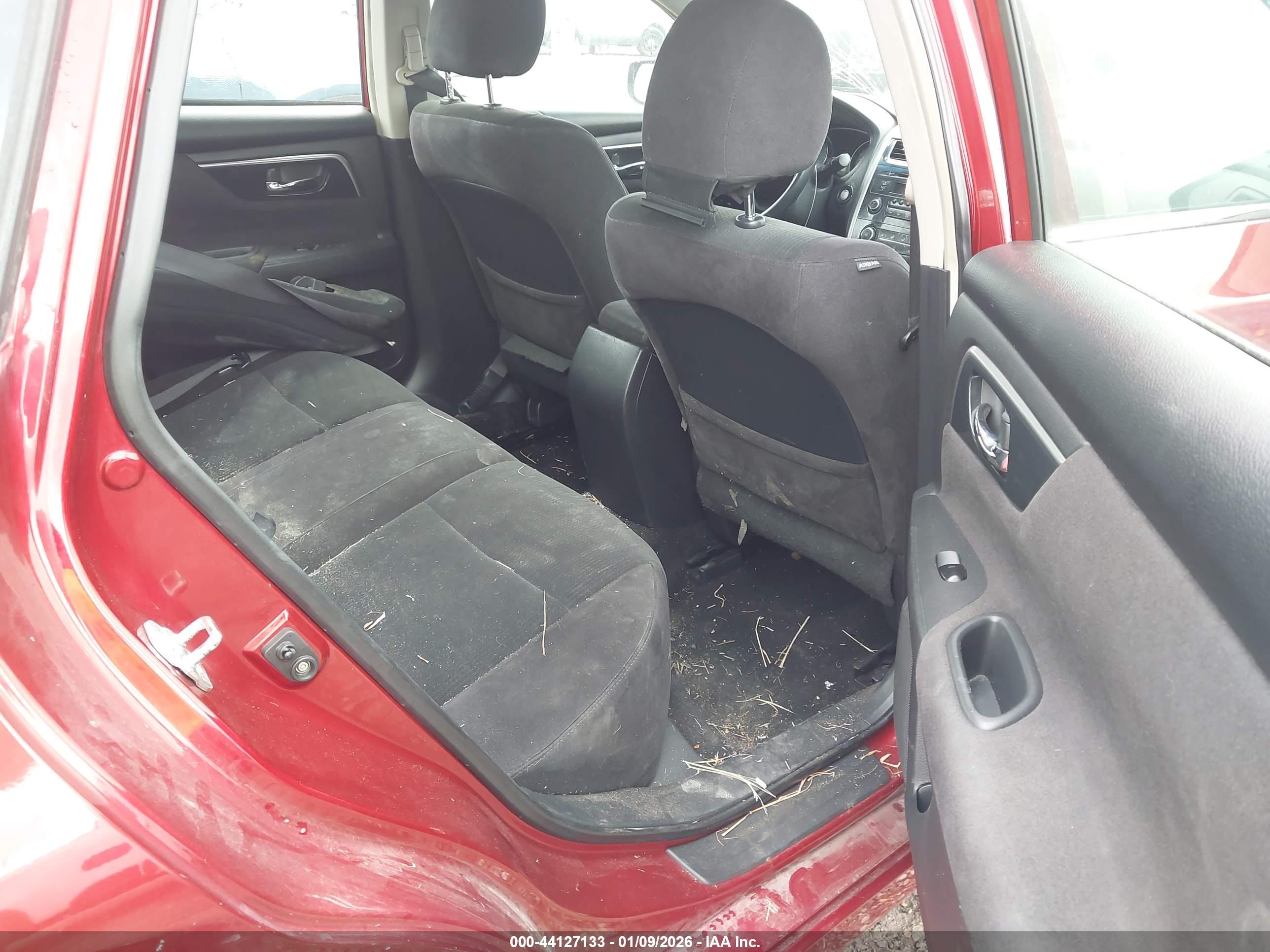 NISSAN ALTIMA image 8