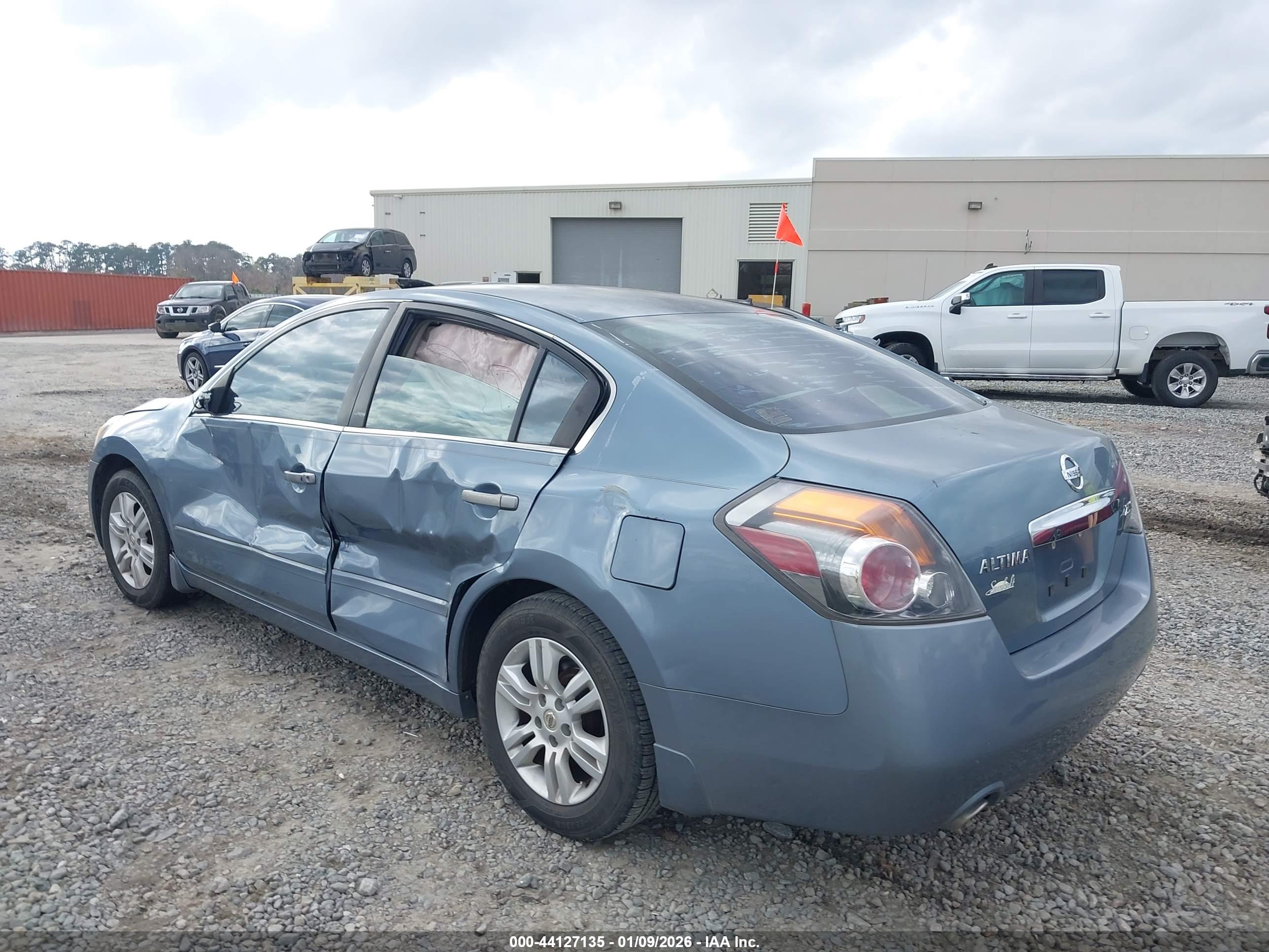 NISSAN ALTIMA image 6