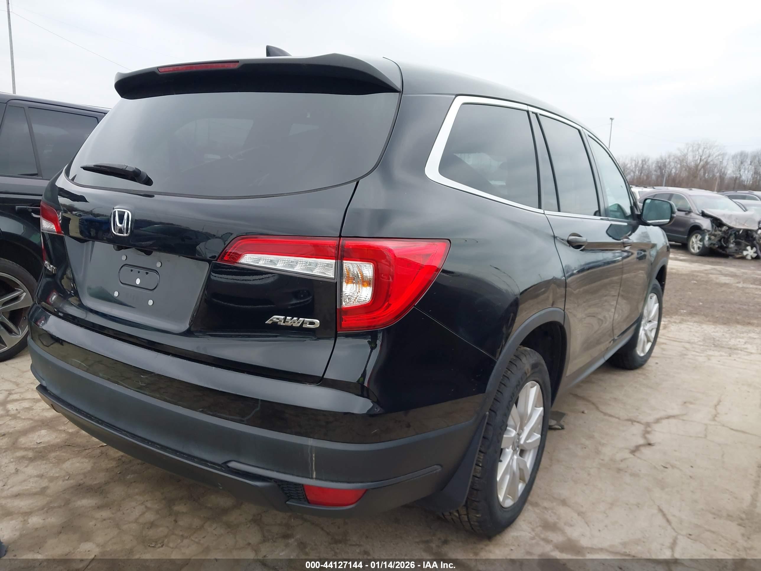 HONDA PILOT image 4