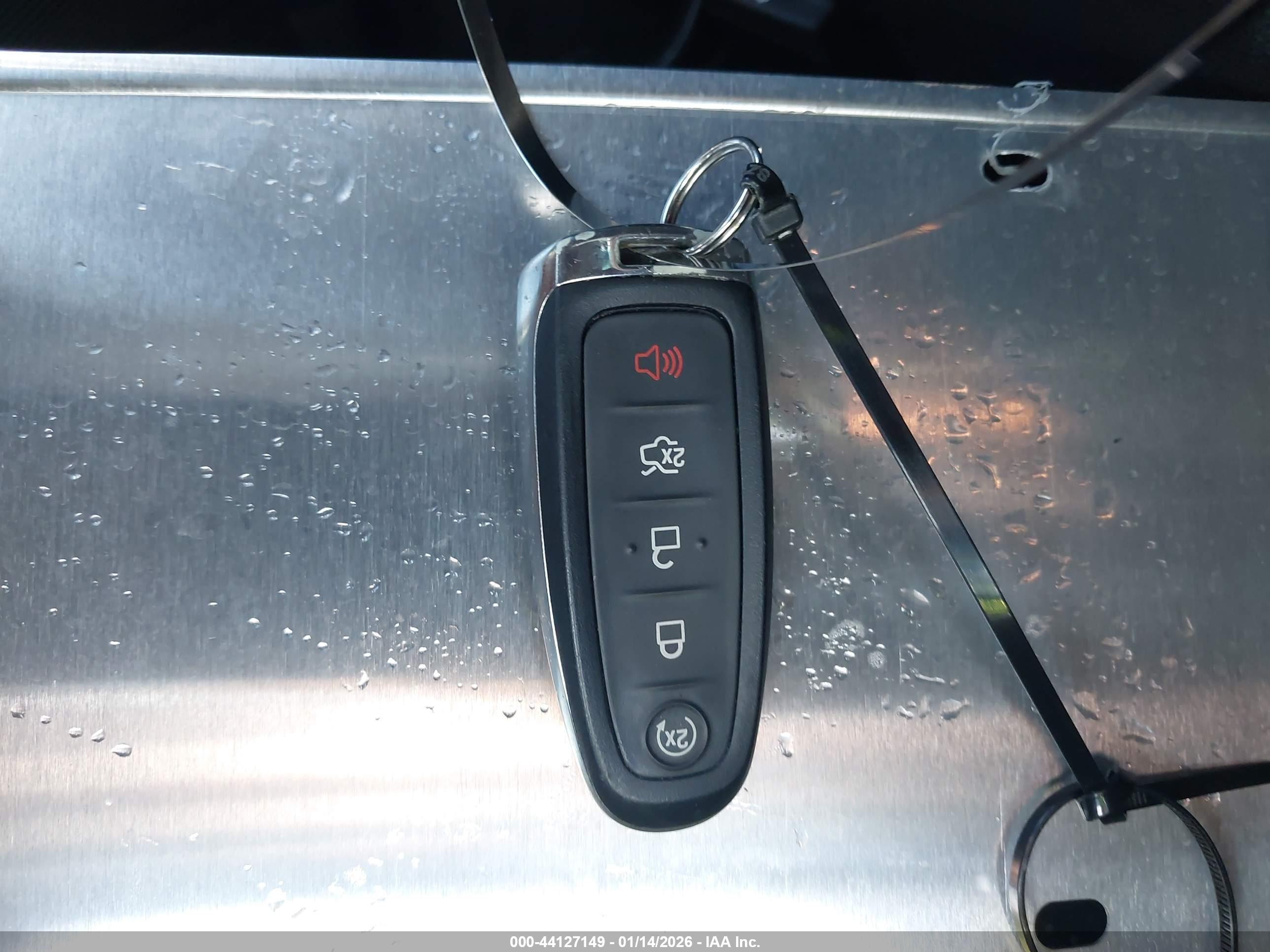 FORD EXPLORER image 11