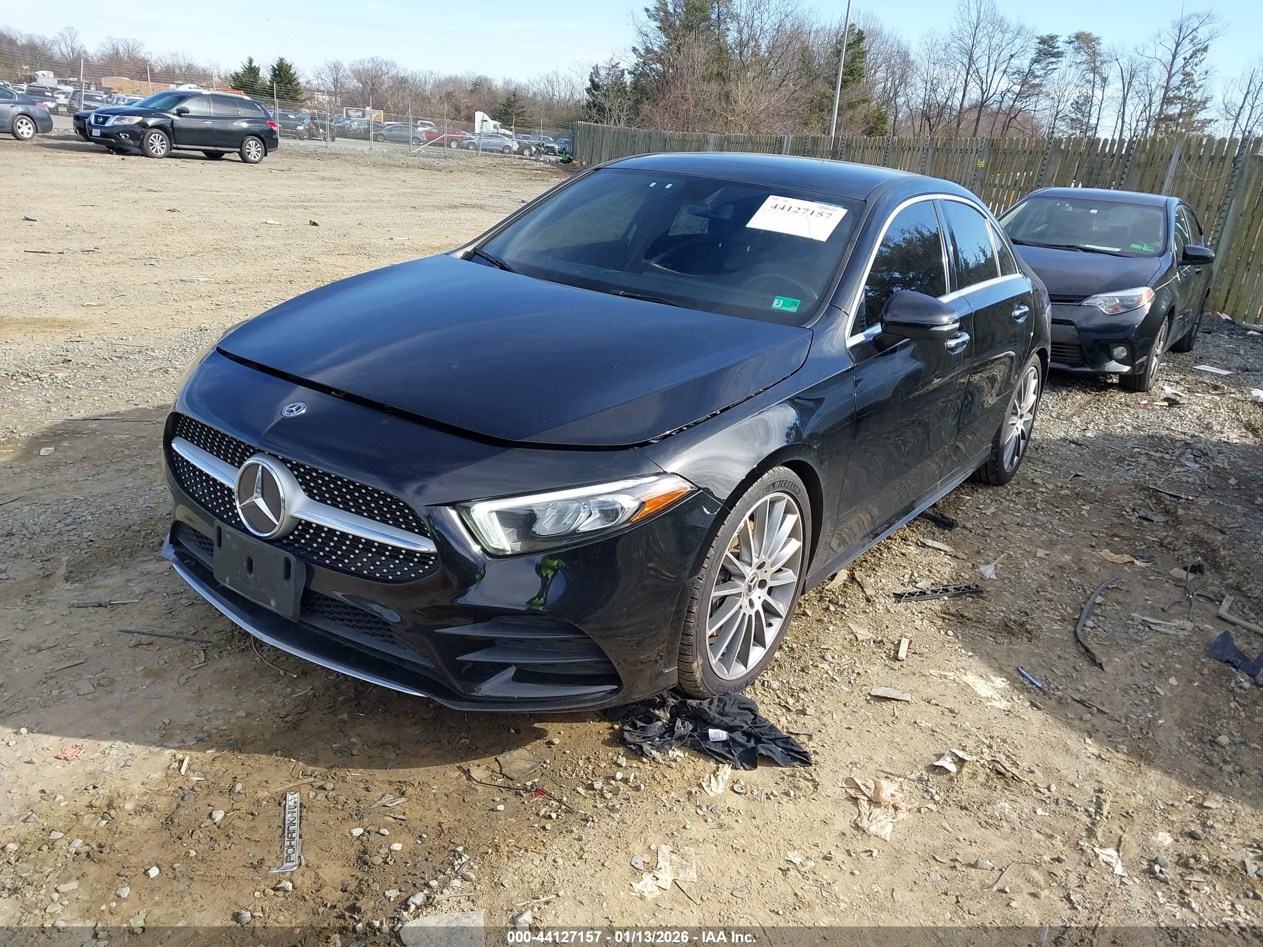 MERCEDES-BENZ A image 2