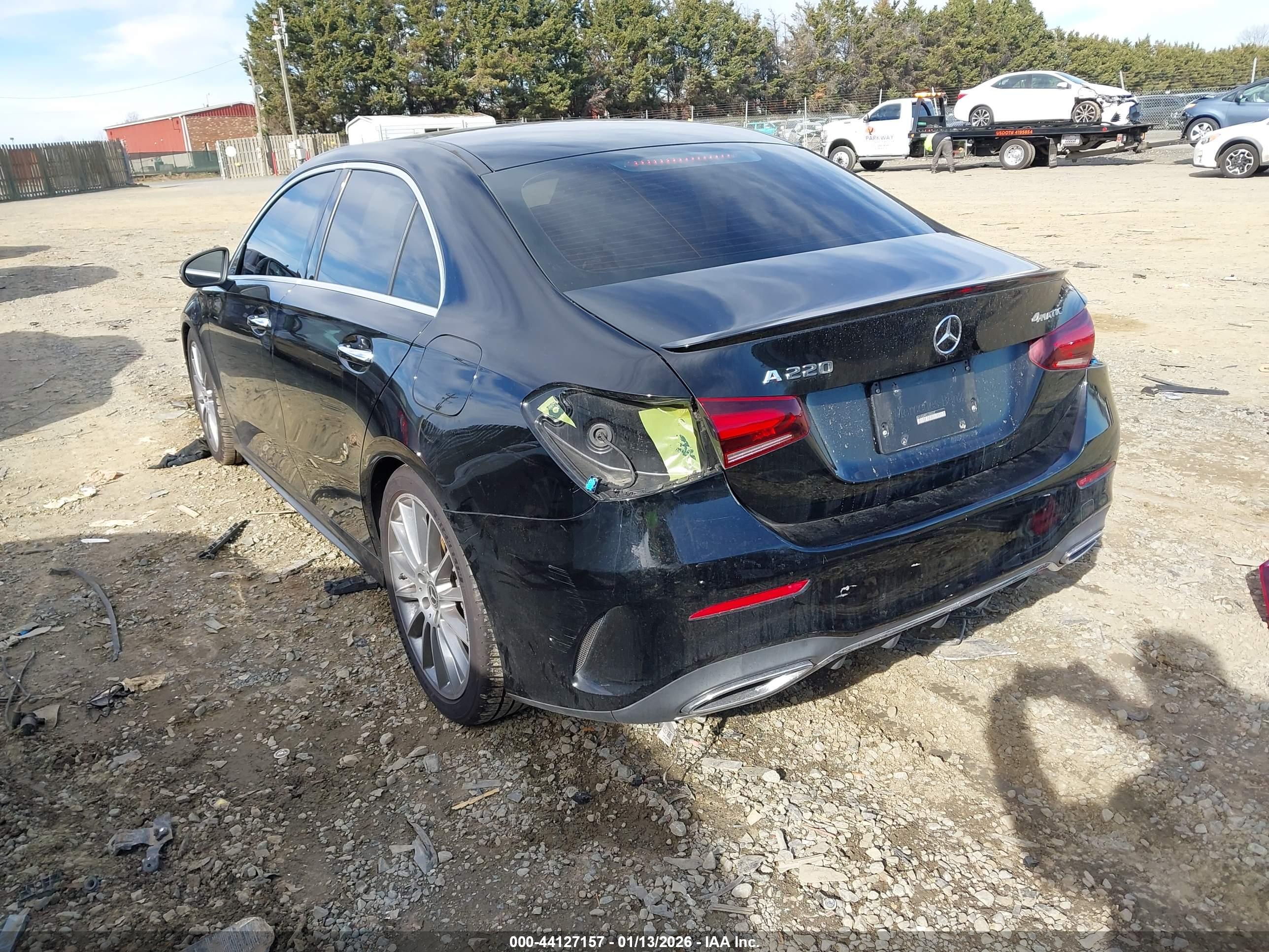MERCEDES-BENZ A image 3
