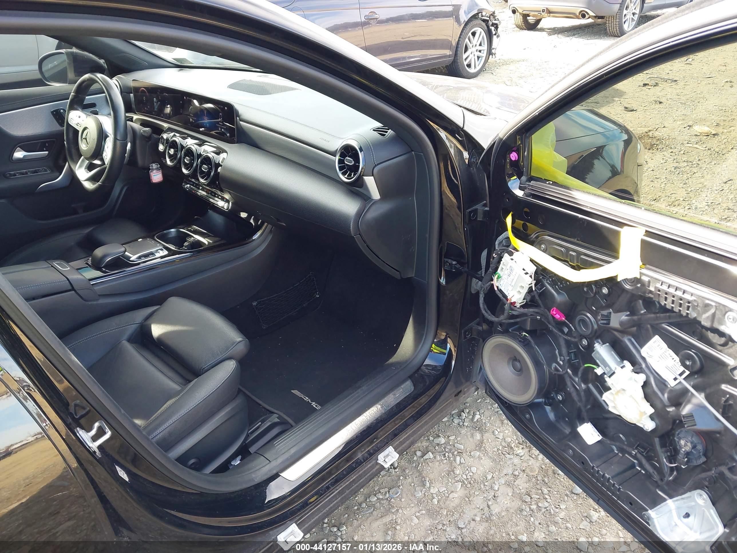 MERCEDES-BENZ A image 5
