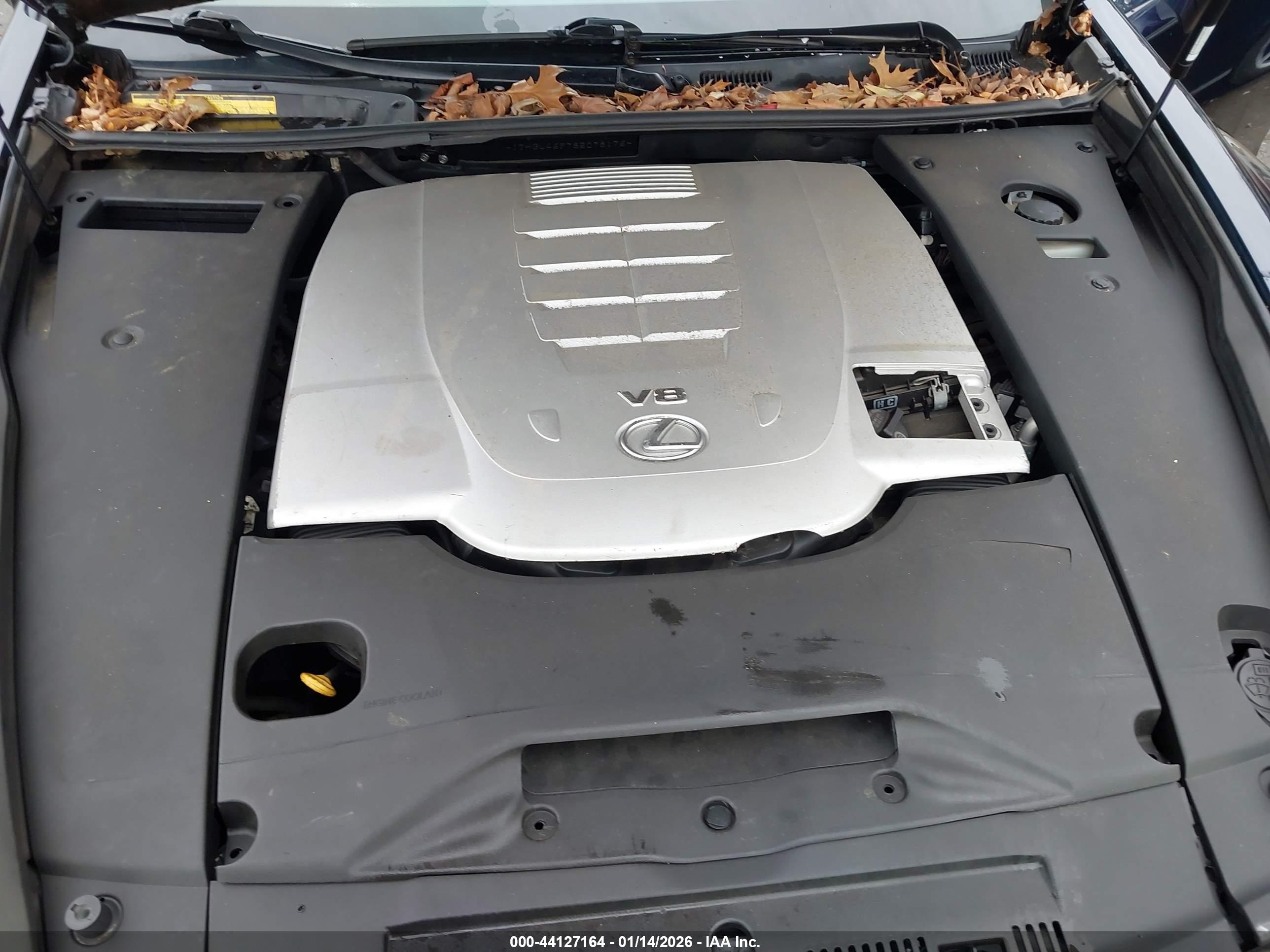 LEXUS LS image 10