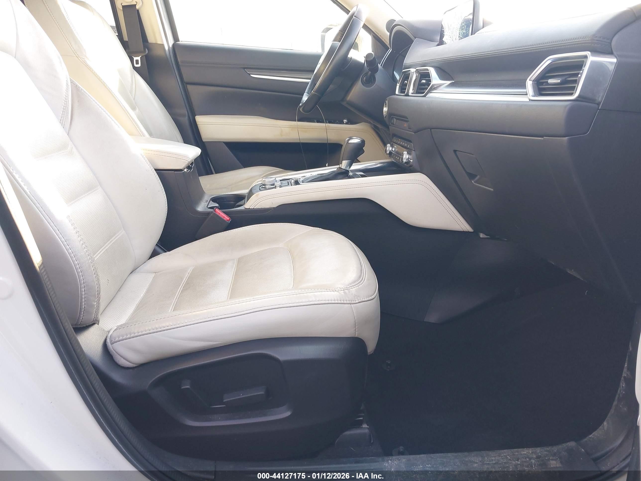 MAZDA CX-5 image 5