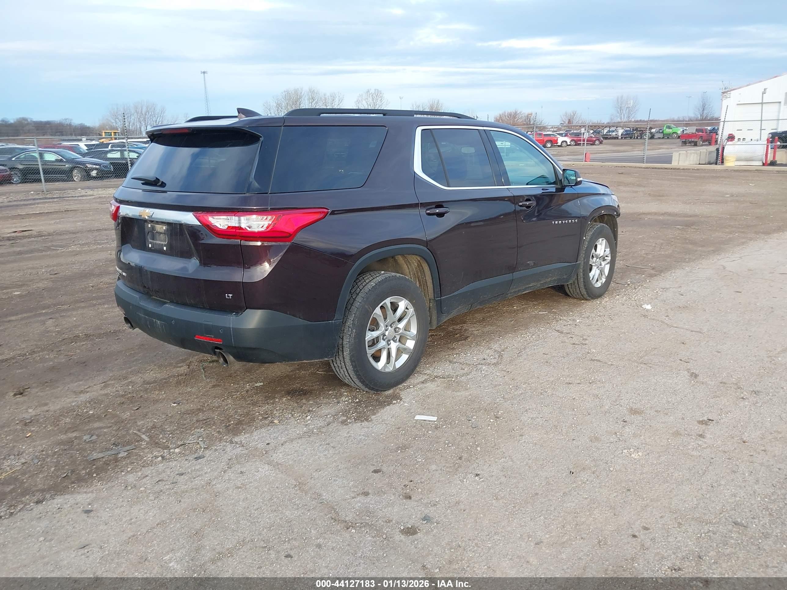 CHEVROLET TRAVERSE image 4