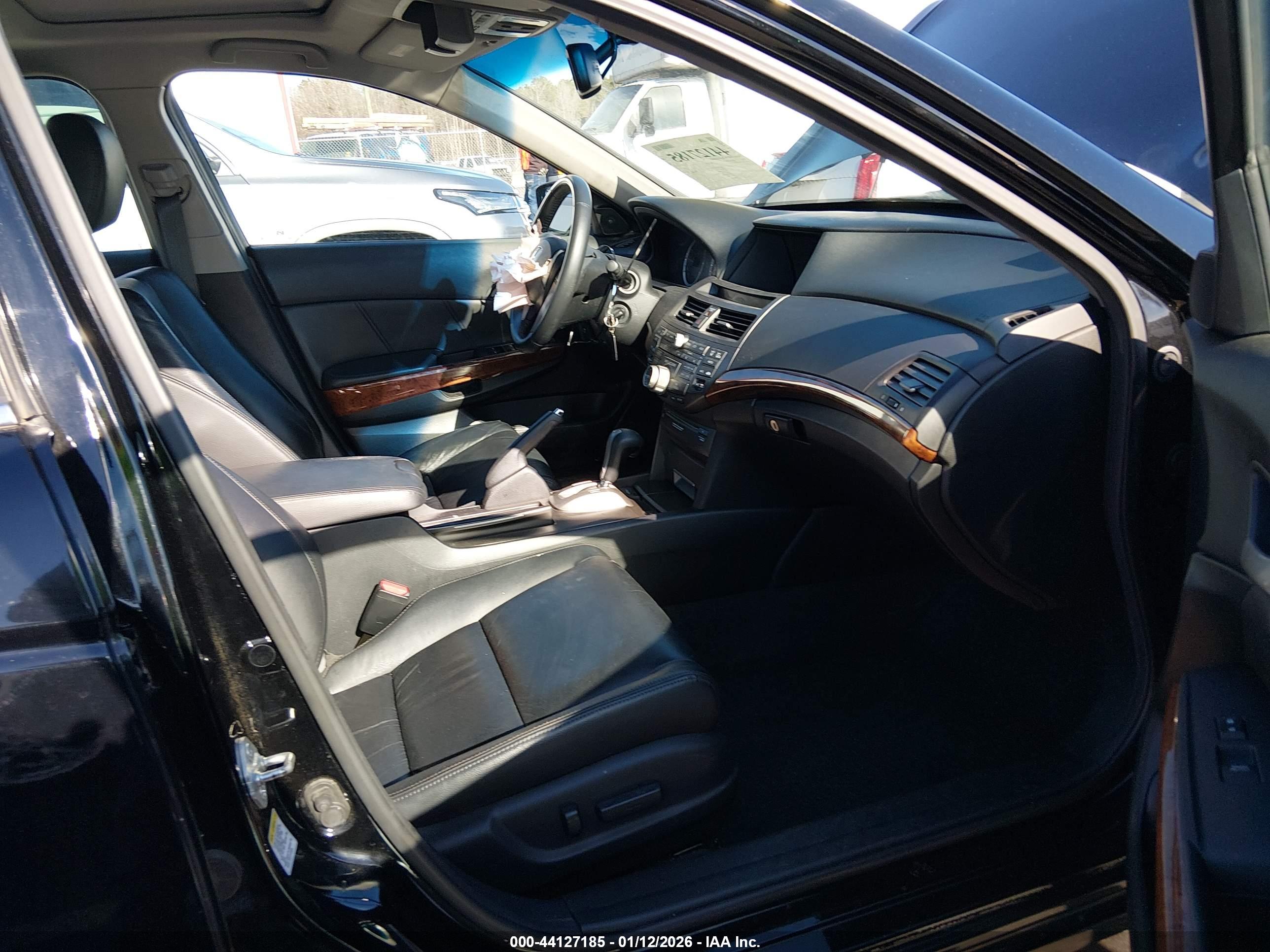 HONDA ACCORD image 5