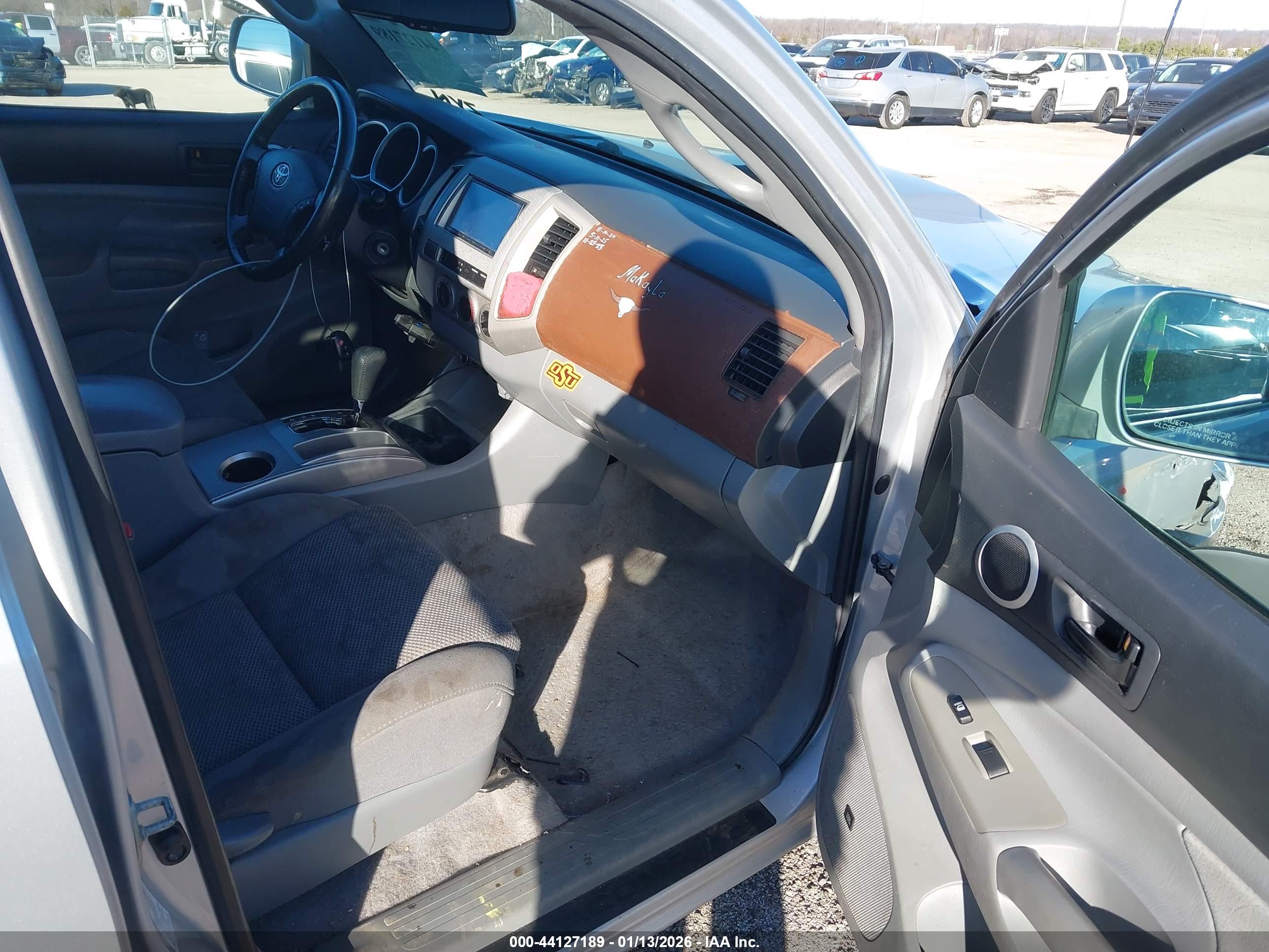 TOYOTA TACOMA image 5